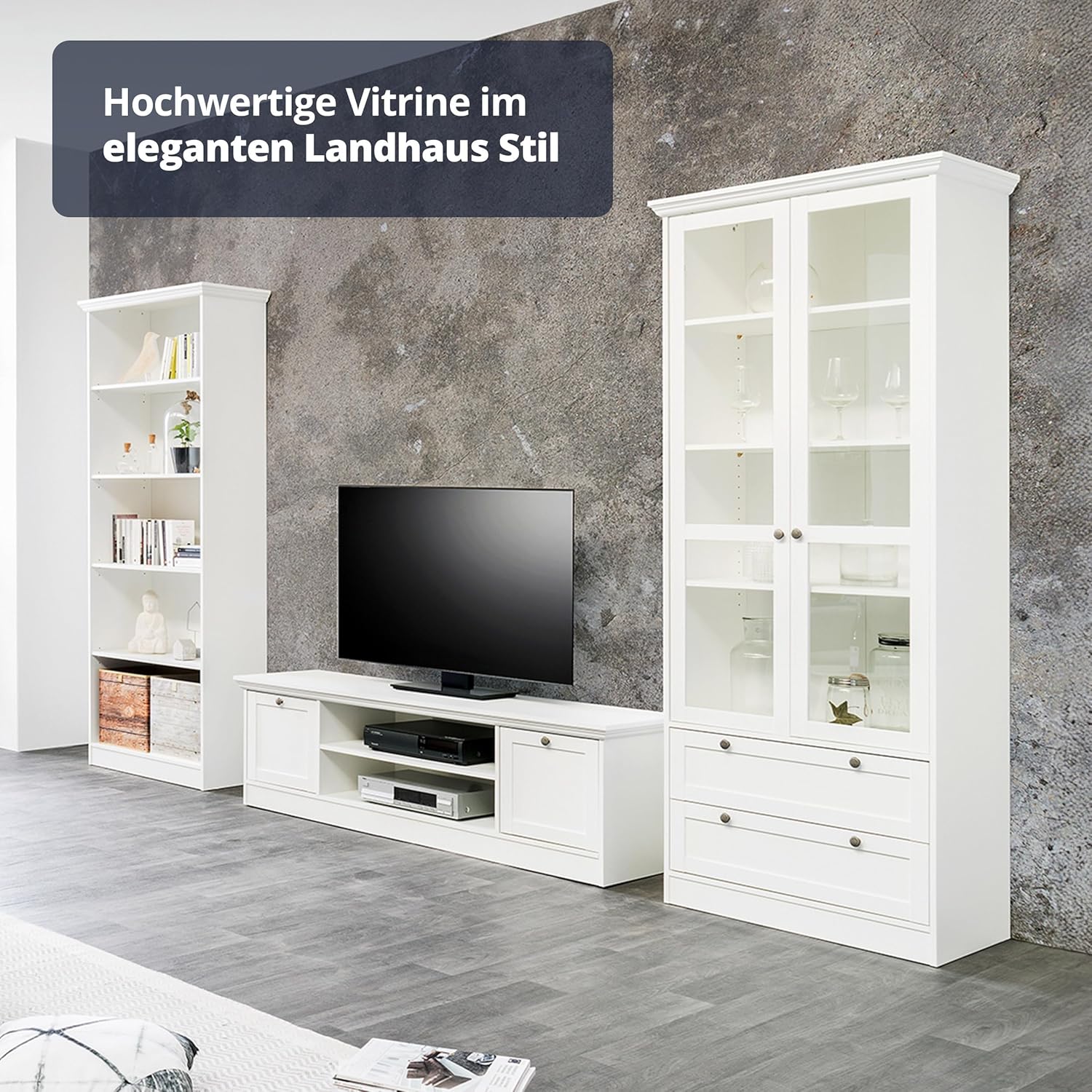 KHG Vitrine weiß 2 Drehtüren mit Glaseinsatz 2 Schubkästen 3 höhenverstellbare Einlegeböden Holzwerkstoff beschichtet Landhaus Stil