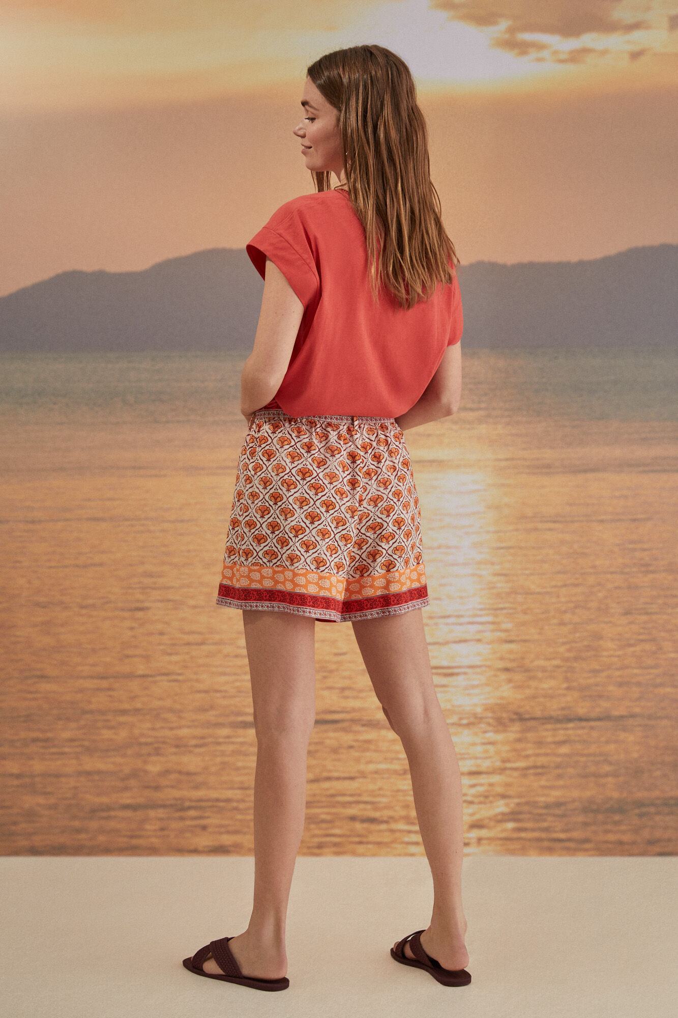 Pantalón corto cinturón estampado - estampado
