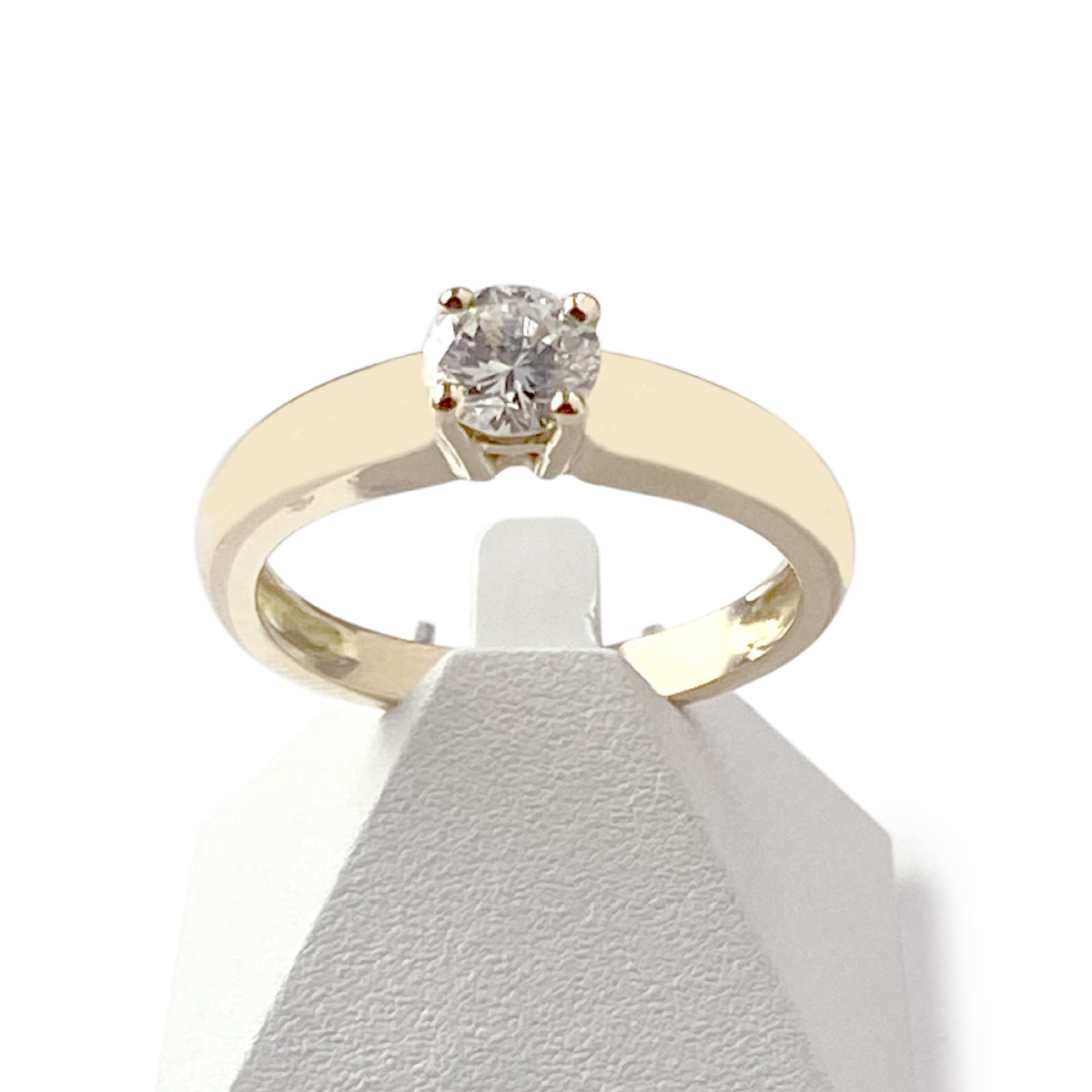 Bague solitaire d'occasion or 750 jaune 0.55 carat