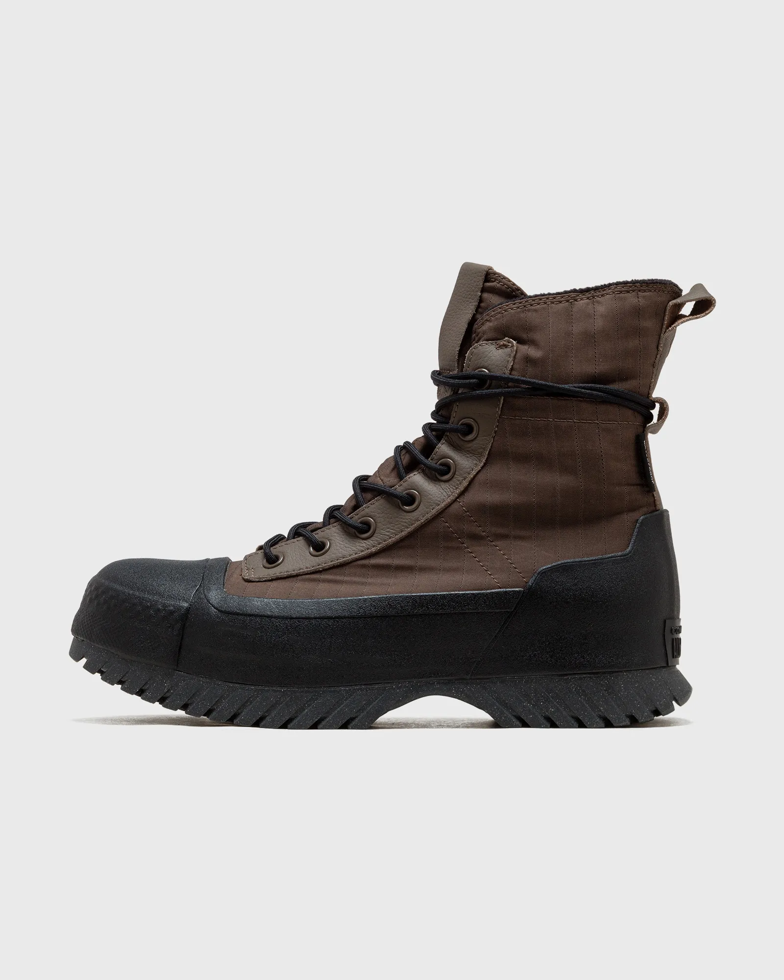 Converse Chuck Taylor All Star Lugged 2.0 CC X-HI
