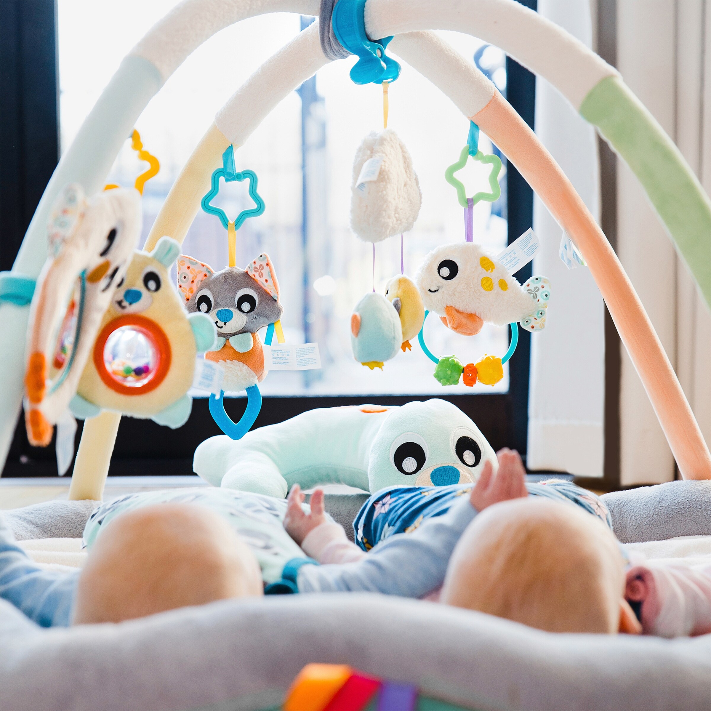 Playgro Spielbogen mit Krabbeldecke Pinguin