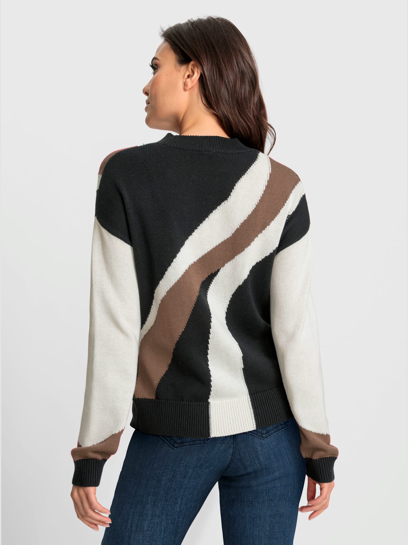 Pull combinaison de couleurs tendance