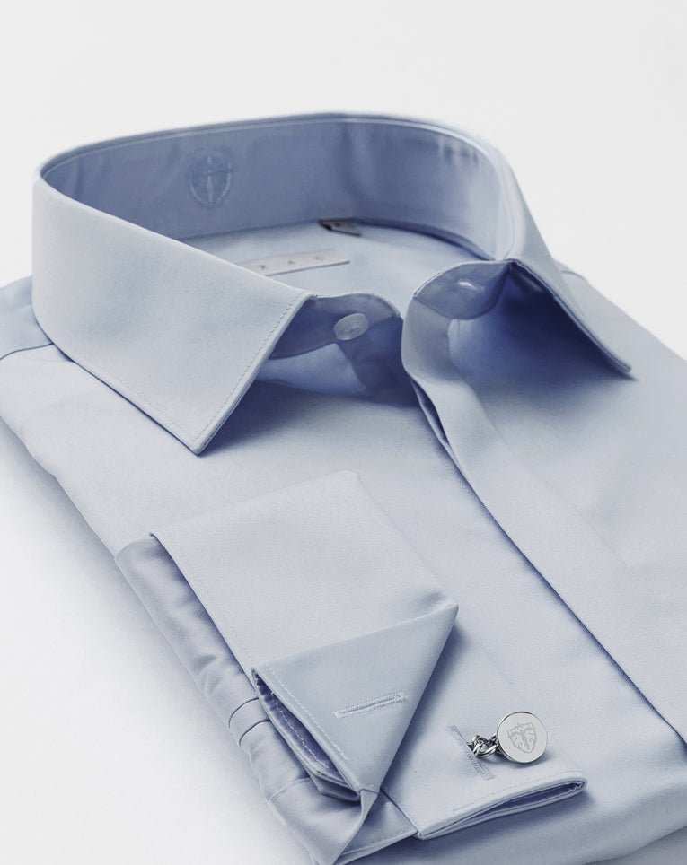Chemise satin slim ciel
