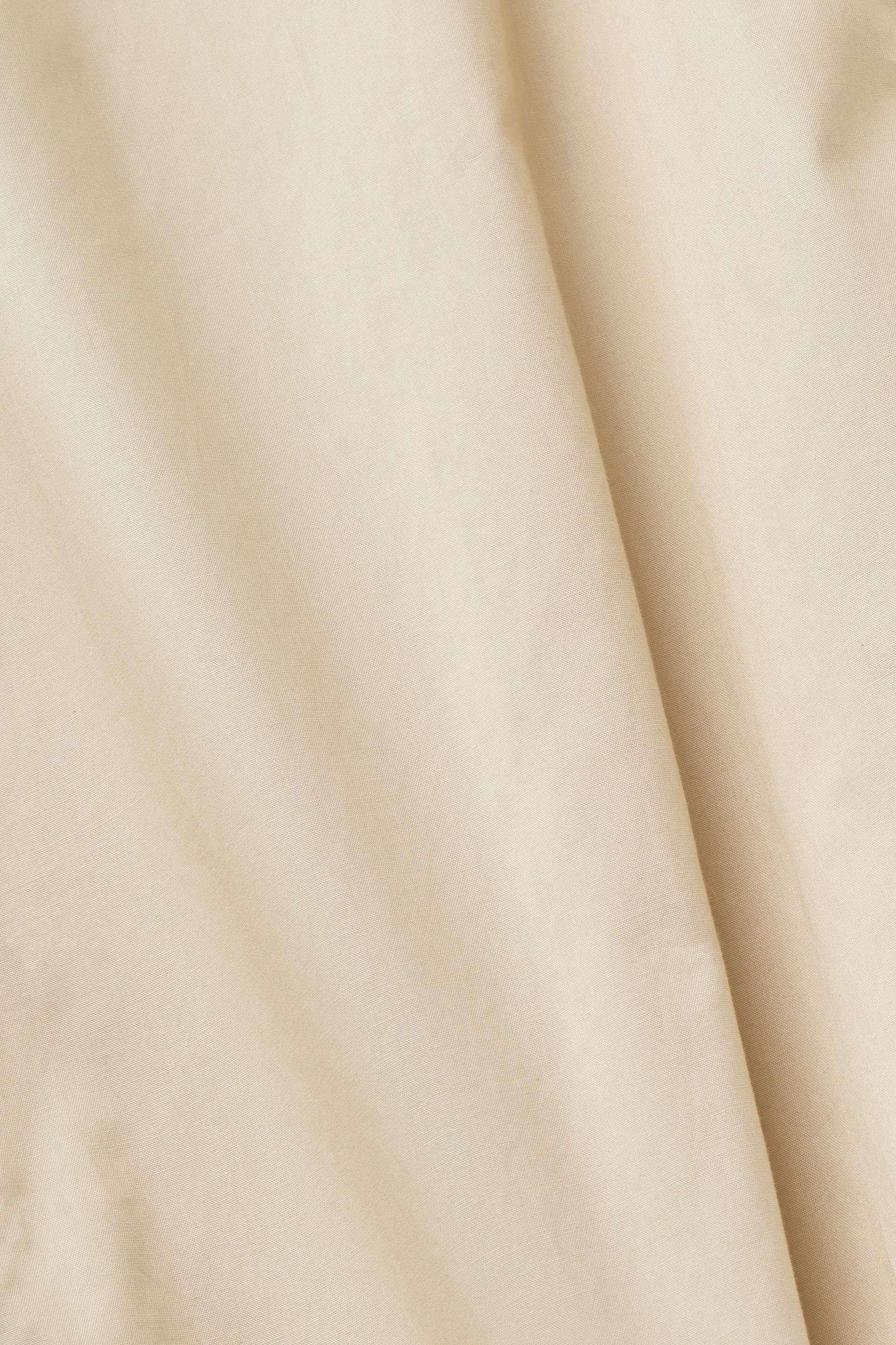 Chemise en coton dotée d'un col à pointes boutonnées