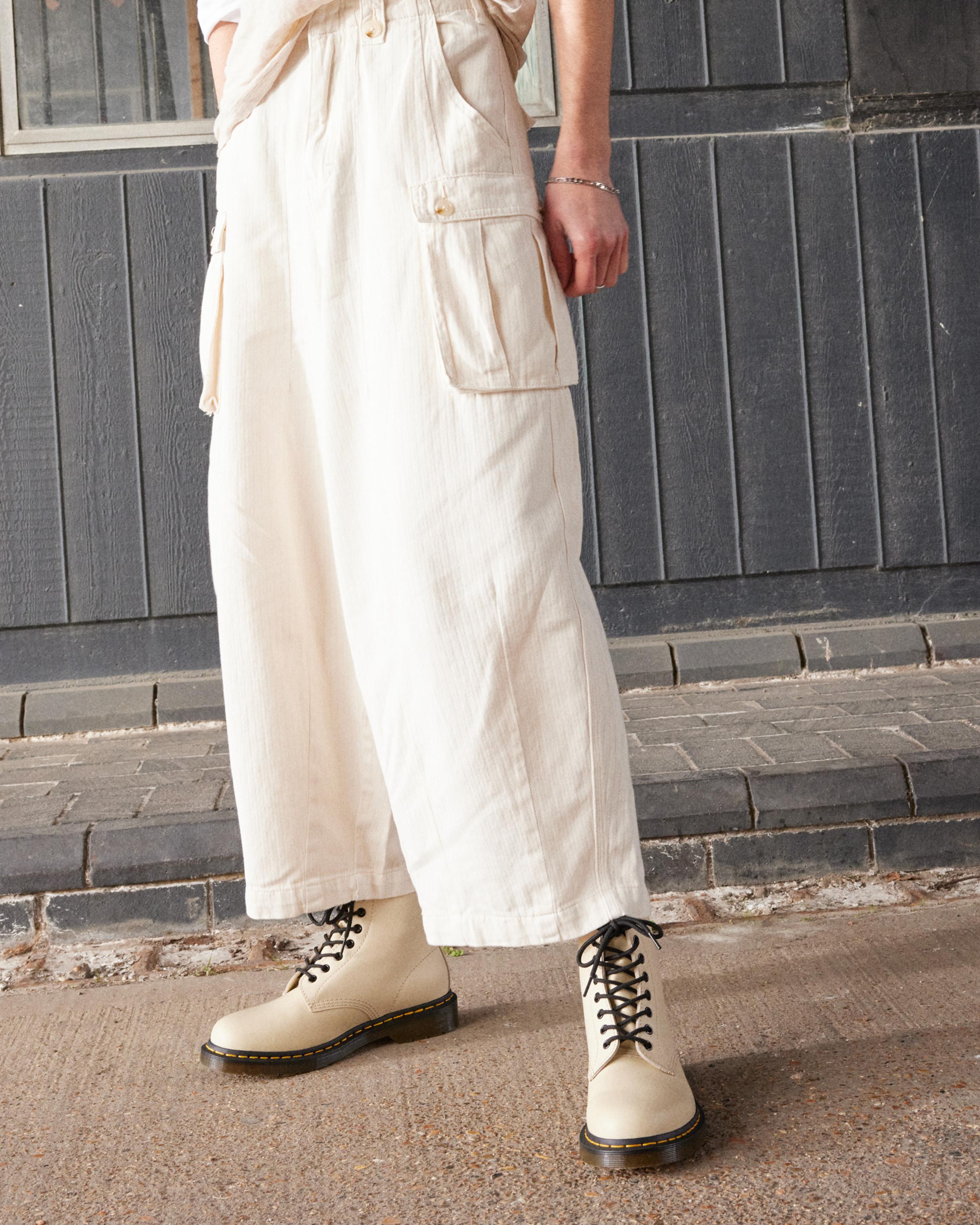 1460 Smooth Leather Lace Up Boots