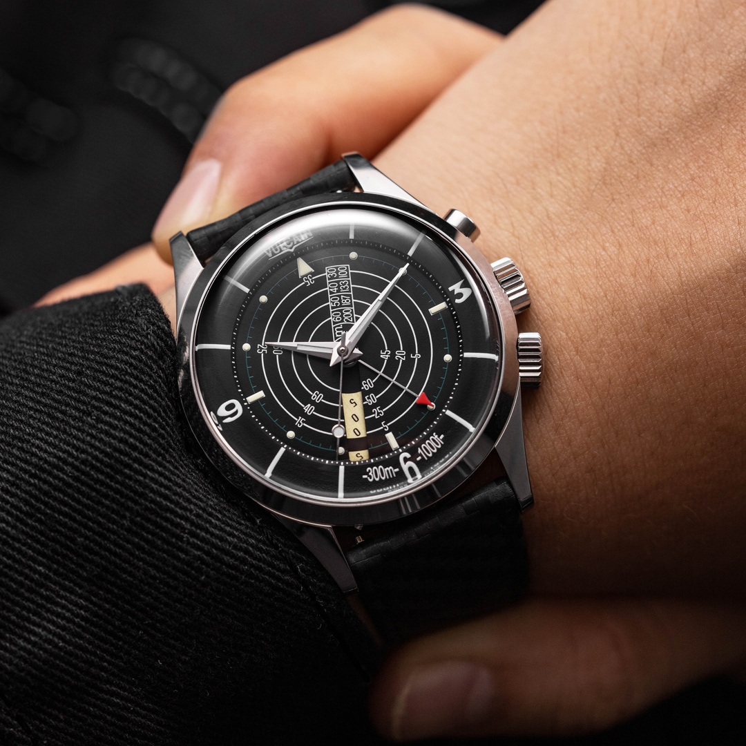 Vulcain Nautical Heritage Cricket Black & White Plexi 42mm
