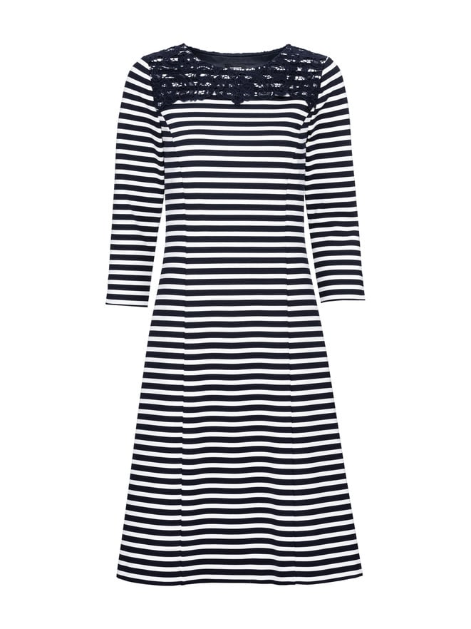 Jerseykleid Spitzendekor
