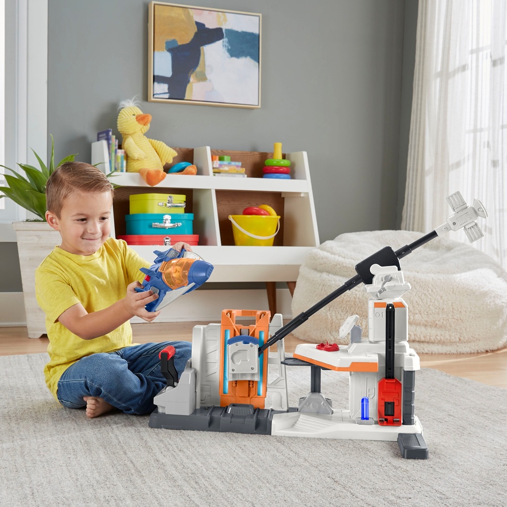 Pixar Lightyear Imaginext Lift and Launch Star Command Spielset