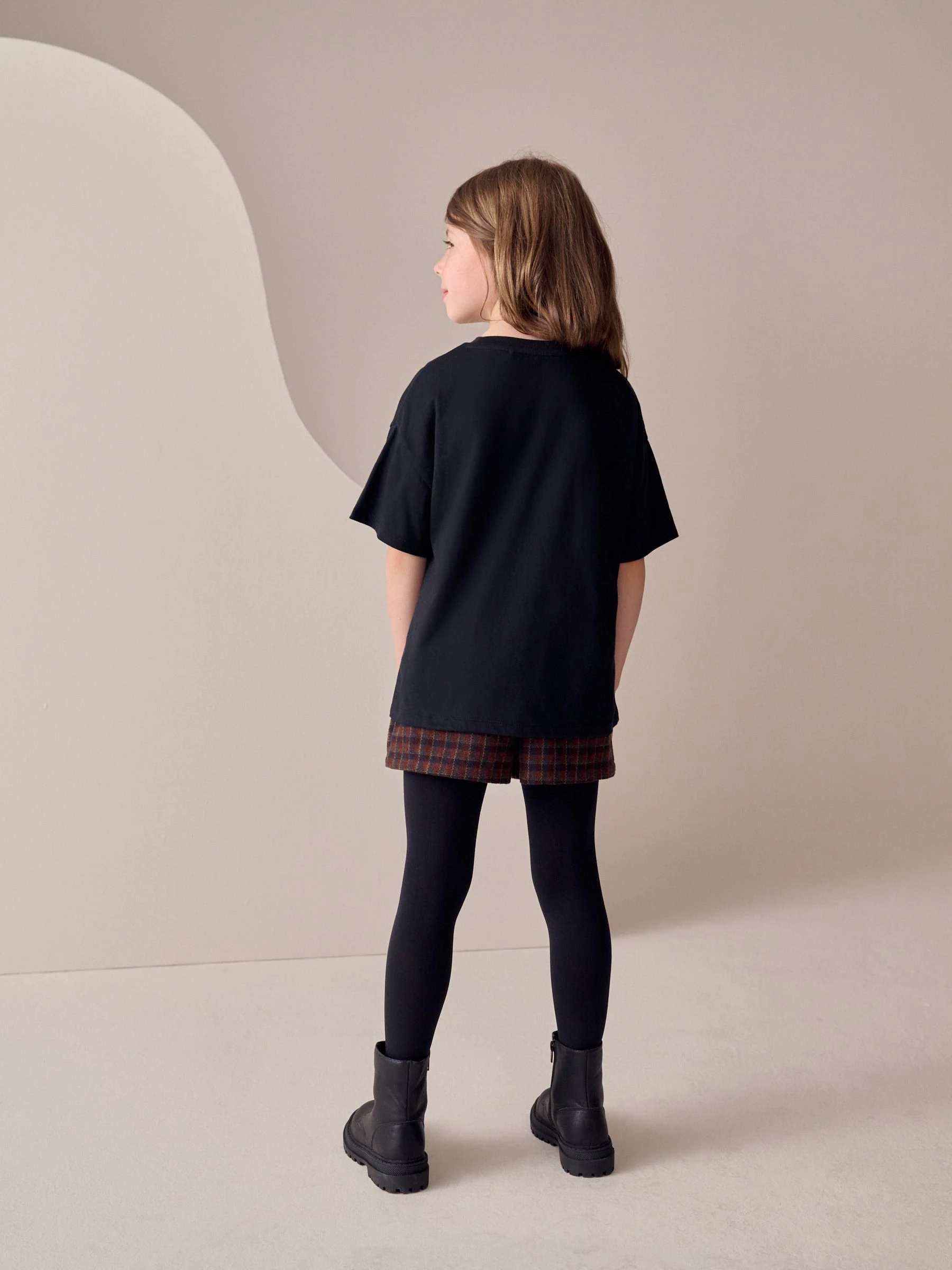 Zwart - T-shirt met bloemen en pailletten (3-16jr)