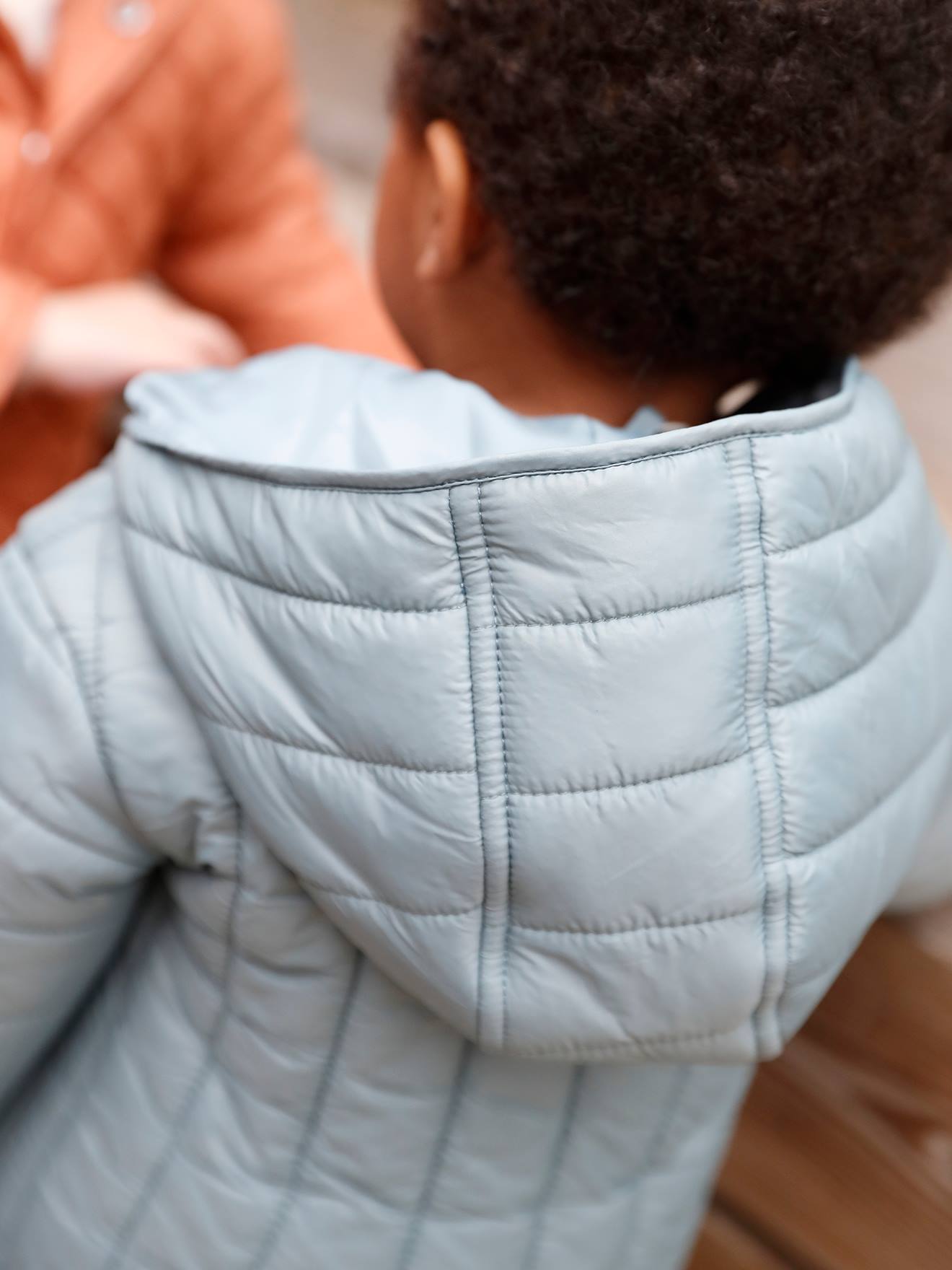 Casaco acolchoado para bebê com capuz, verde médio liso