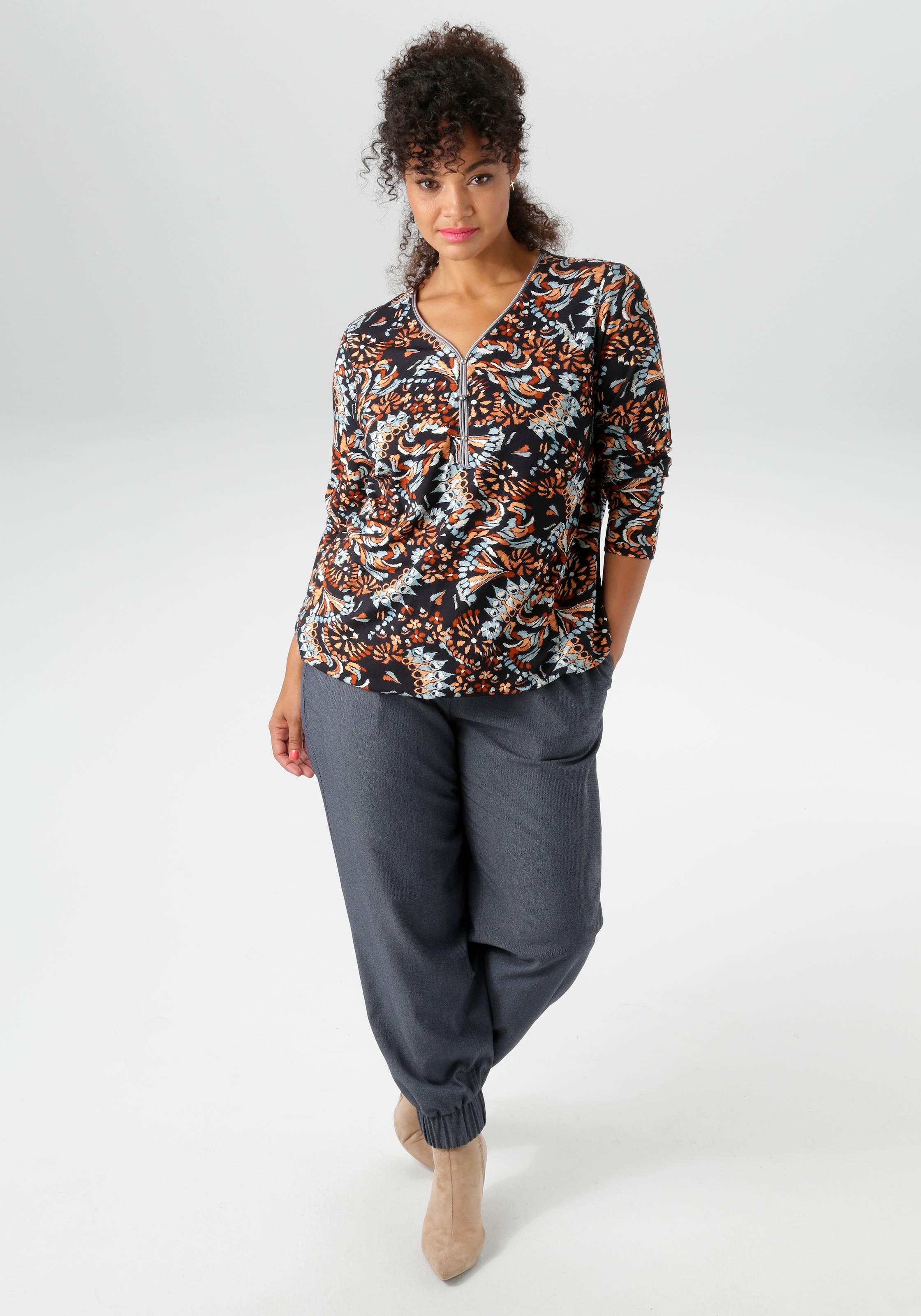 Aniston PLUS Langarmshirt , mit fantasievollem Retro-Druck - NEUE KOLLEKTION
