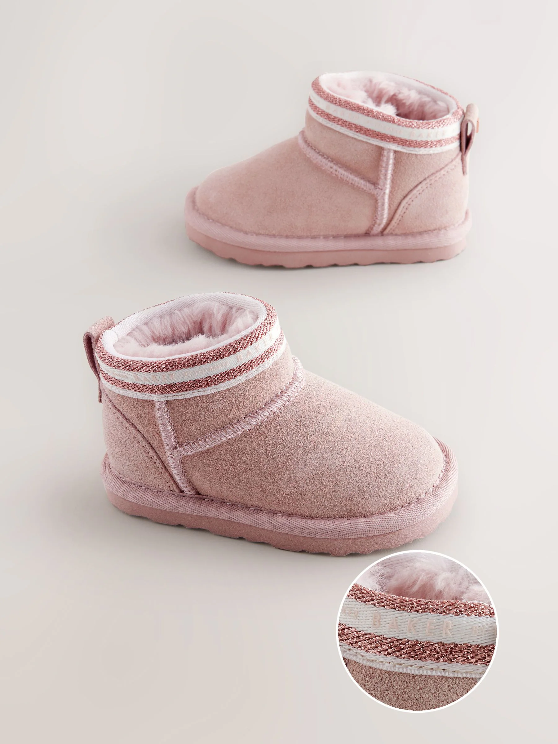 Roze - Baker by Ted Baker Girls Water Repellent Cosy Suede Branded Tape Boots