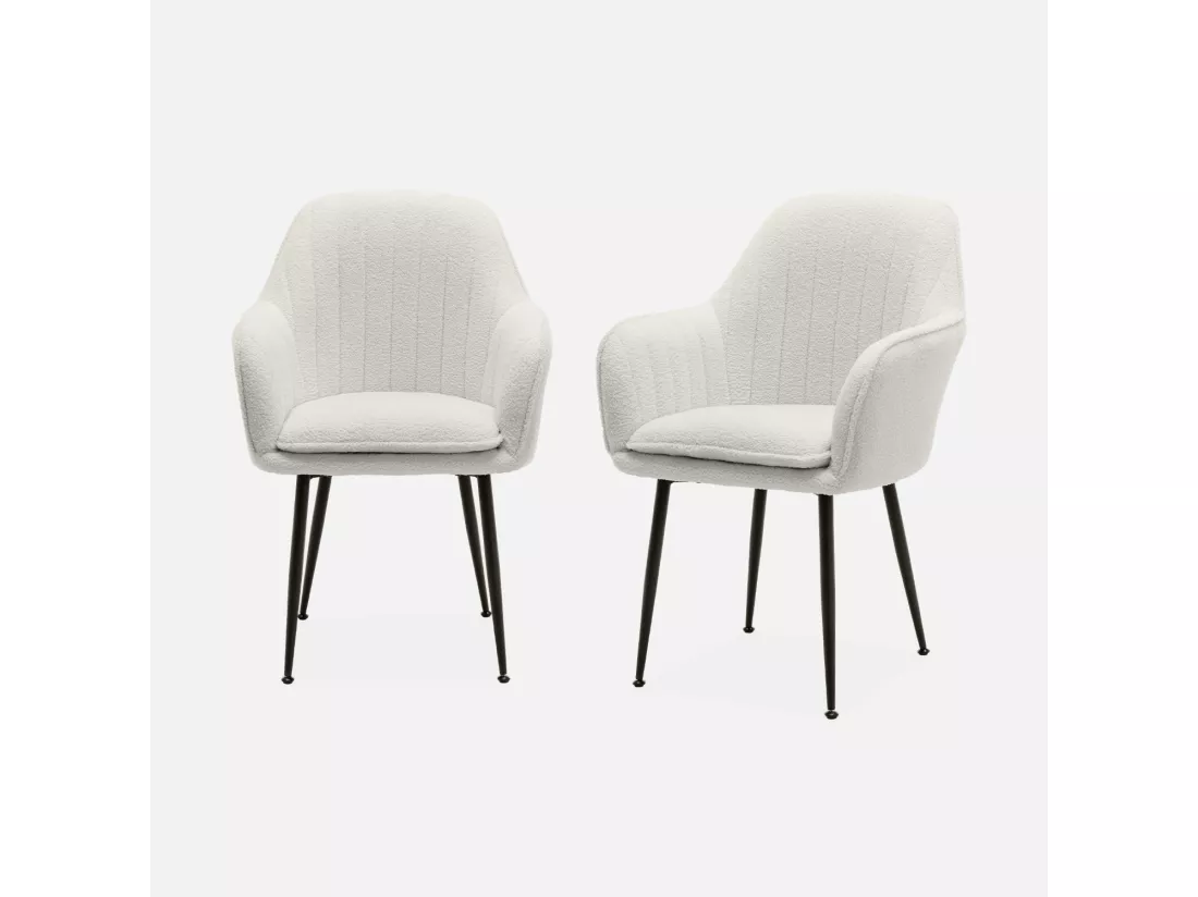 Lot de 2 fauteuils en bouclette et pieds en métal noir mat. Shella L 57 x P 59 x H 84.5