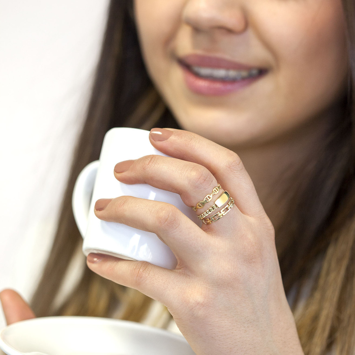 Bague or jaune 375, motif maille marine.