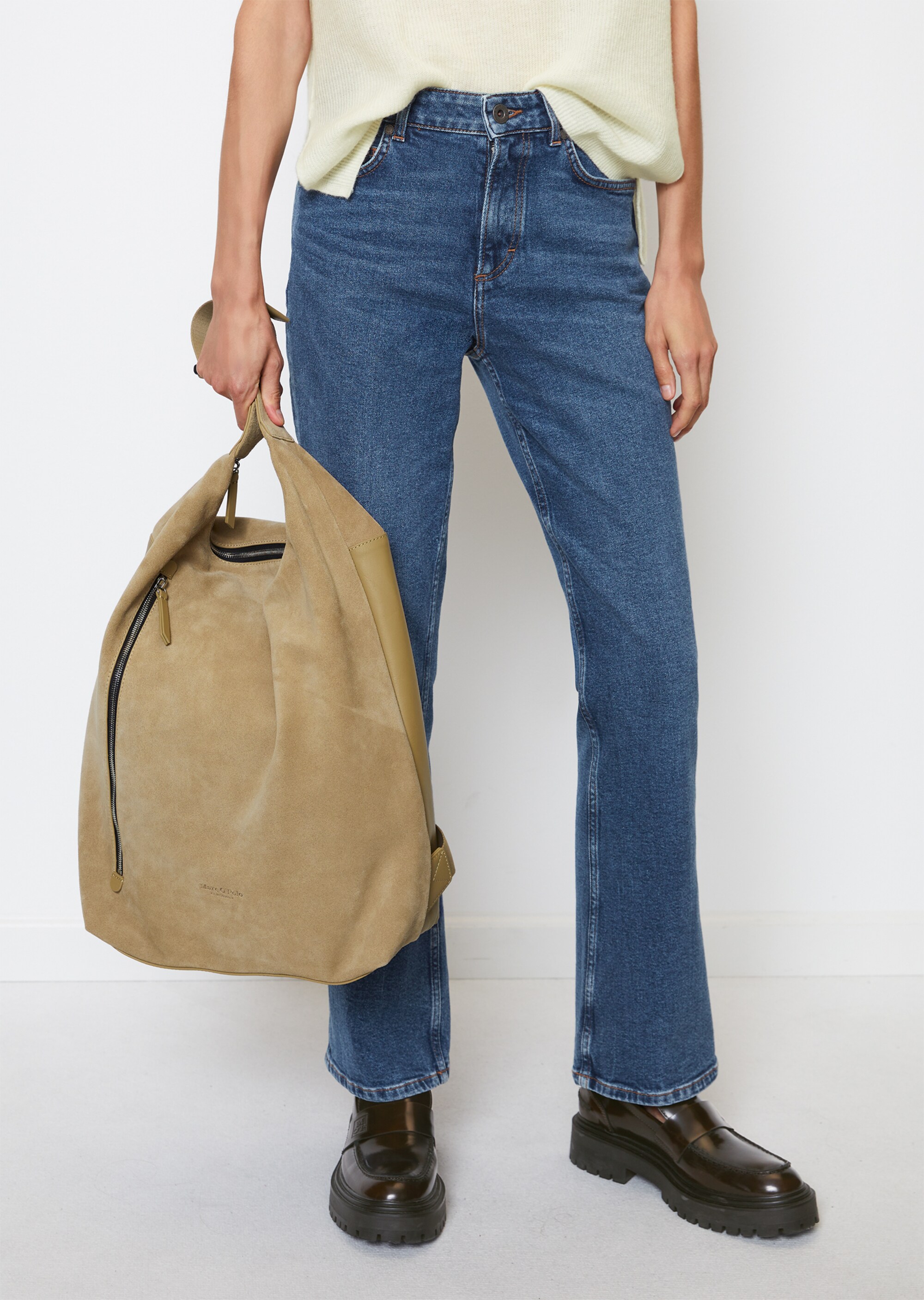 2in1 Rucksack aus aus softem Veloursleder