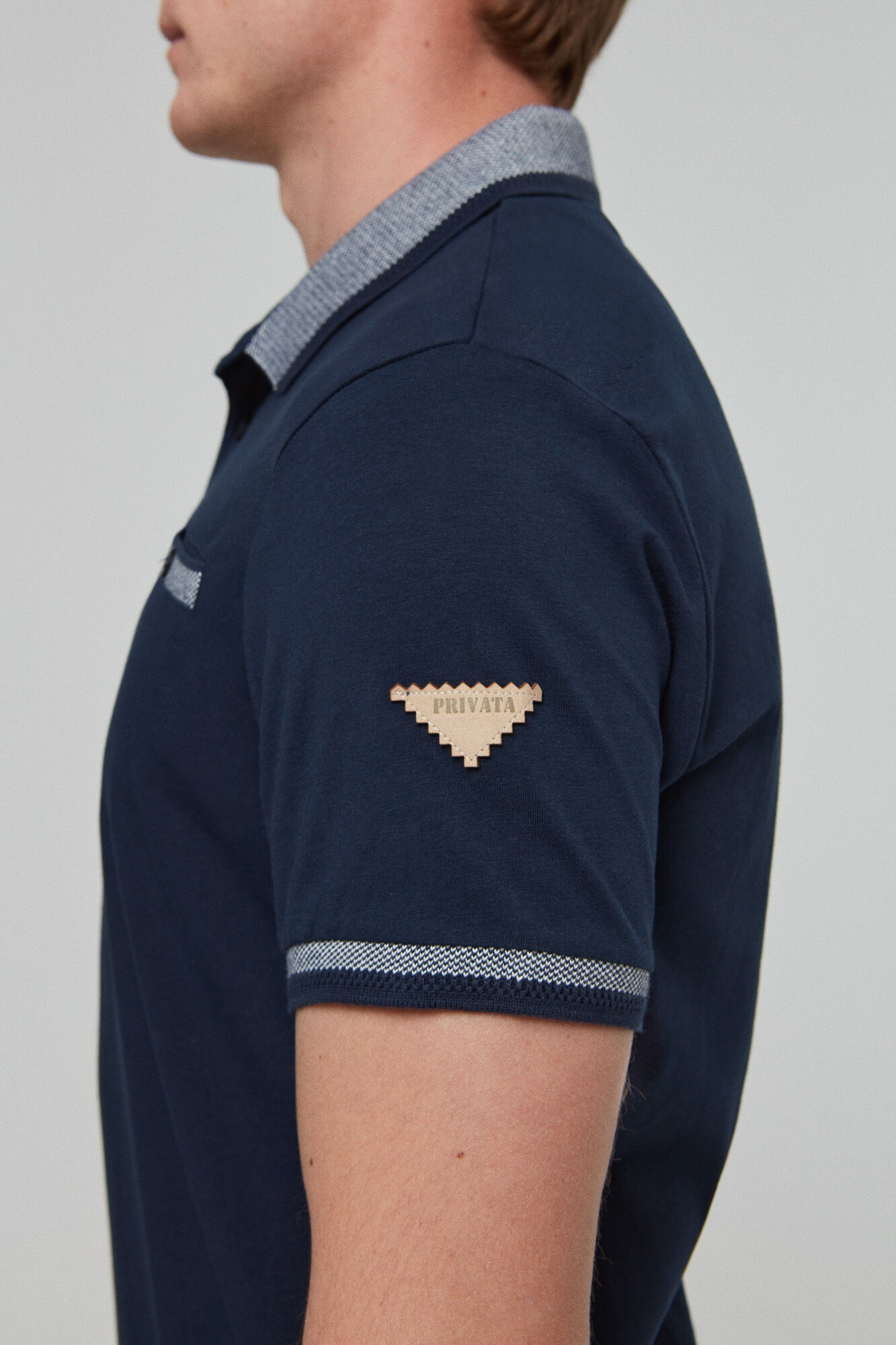 Camisa polo lisa com bolso azul-marinho - Azul-marinho