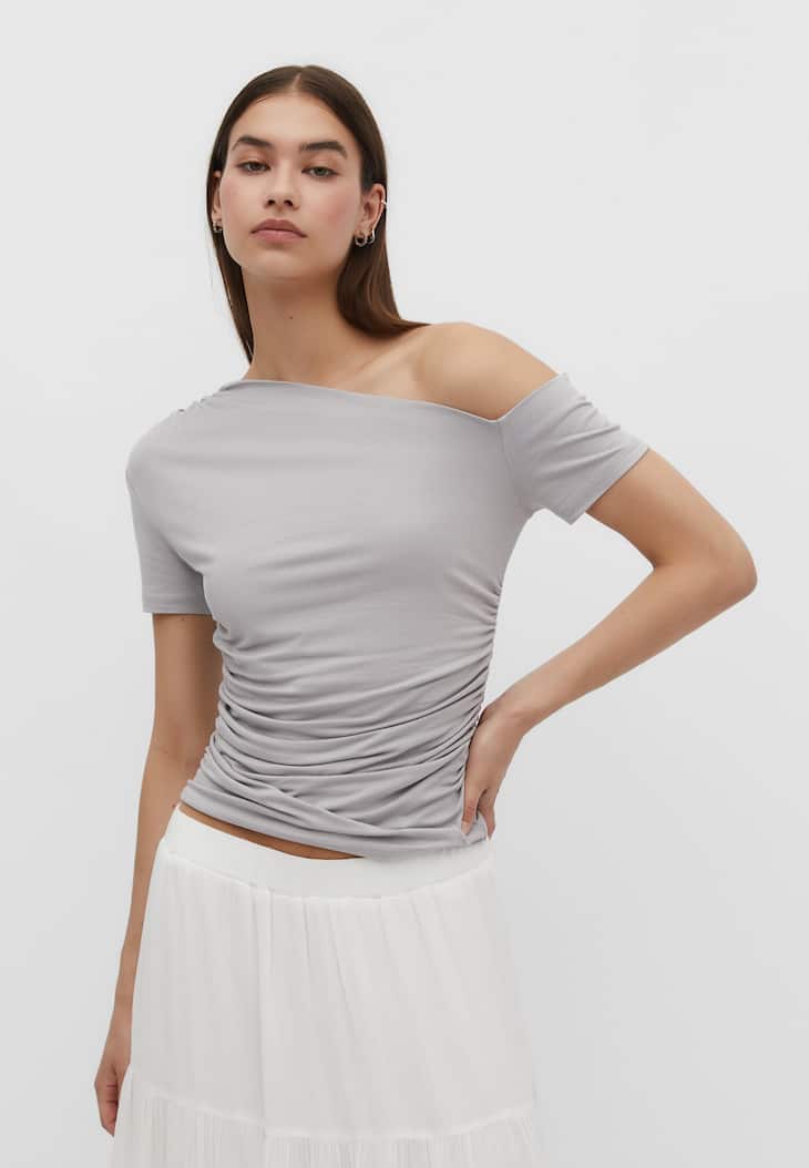 Top assimétrico de viscose