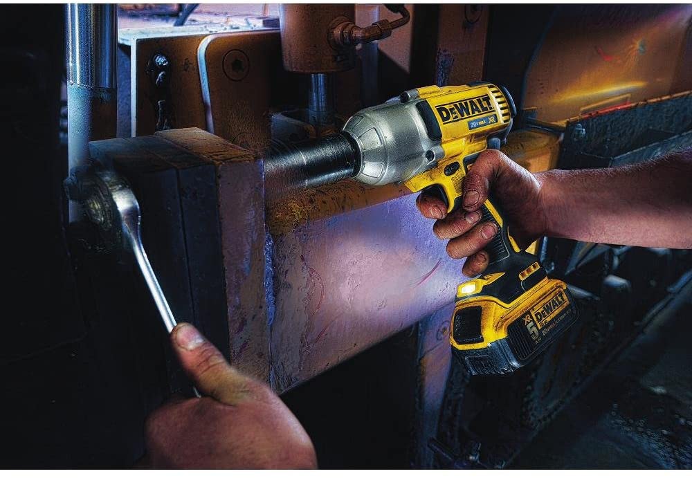 DEWALT 20V MAX XR CORDLESS IMPACT WRENCH KIT WITH DETENT ANVIL, 1/2-INCH (DCF899P2)