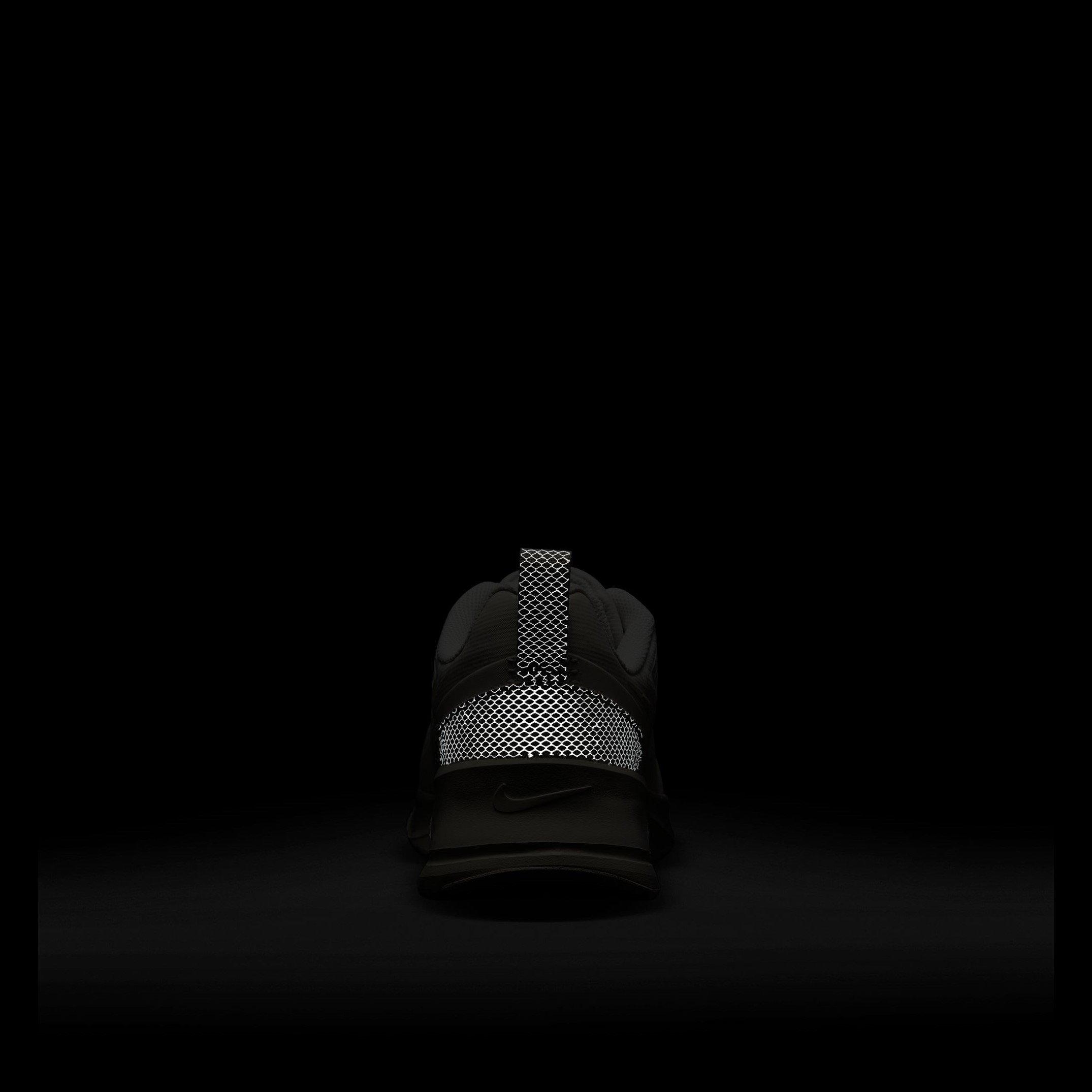 Nike AIR MAX NUAXIS WTR