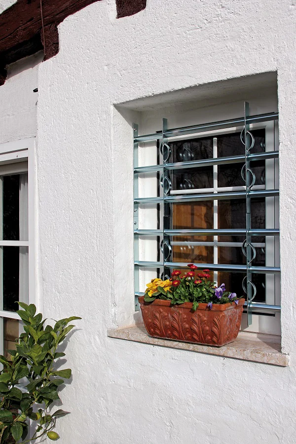 Alberts Fenstergitter Secorino Style 500 - 650 x 300 mm Ausziehgitter