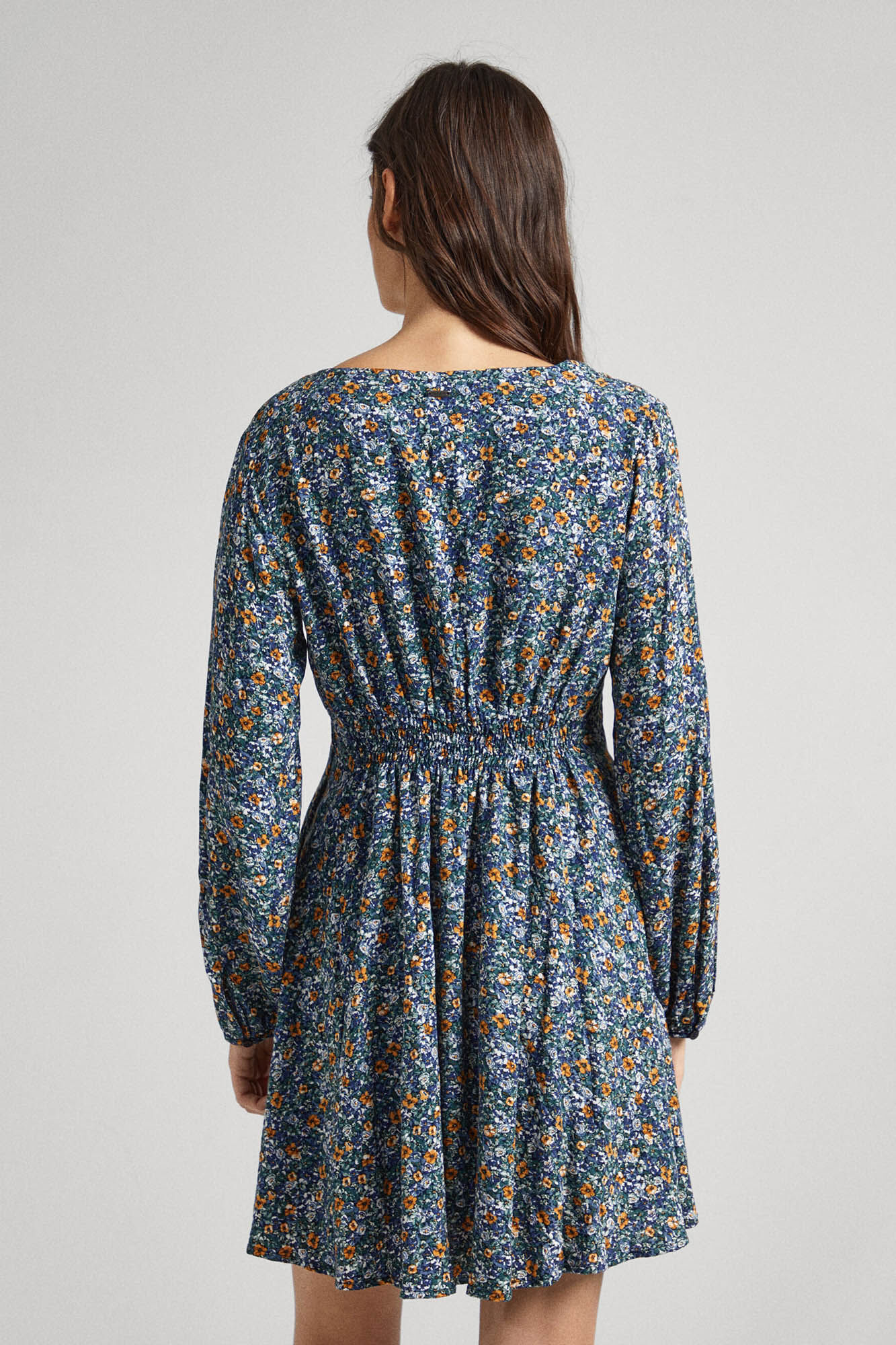Vestido de tecido dobby com estampa floral