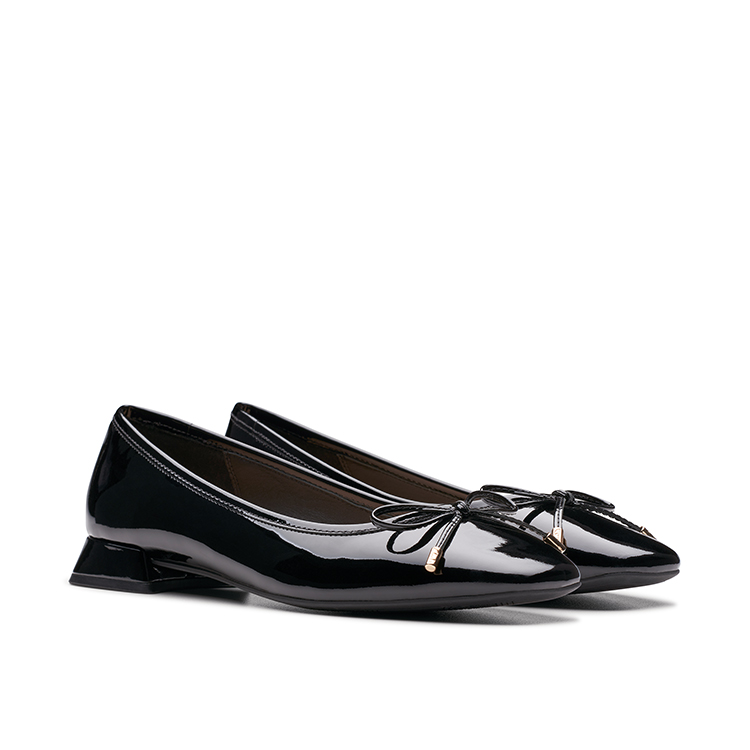 Clarks Ubree15 Step | NOIR VERNI