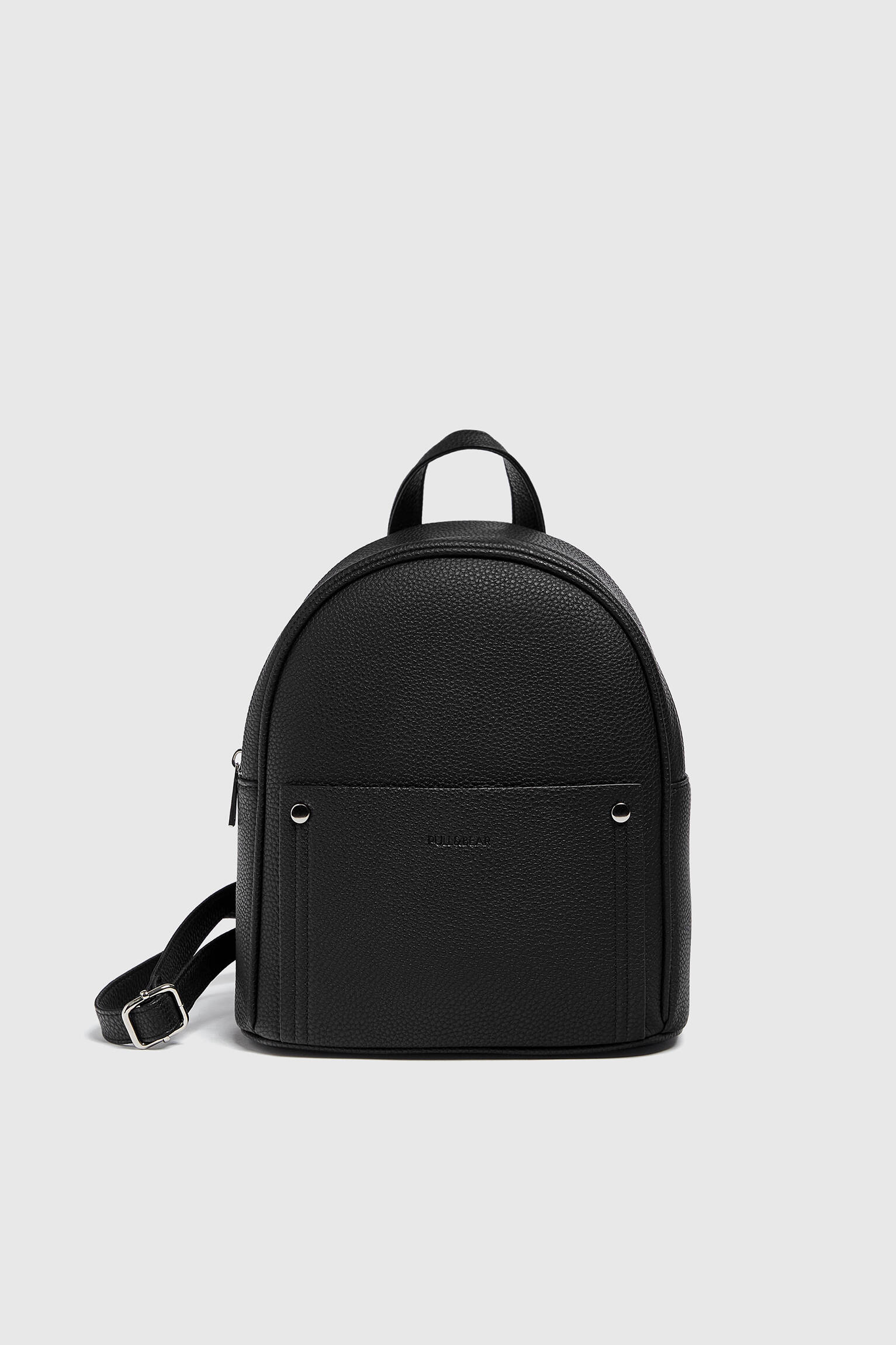 Mochila Urbana com Detalhe de Bolso - Preta