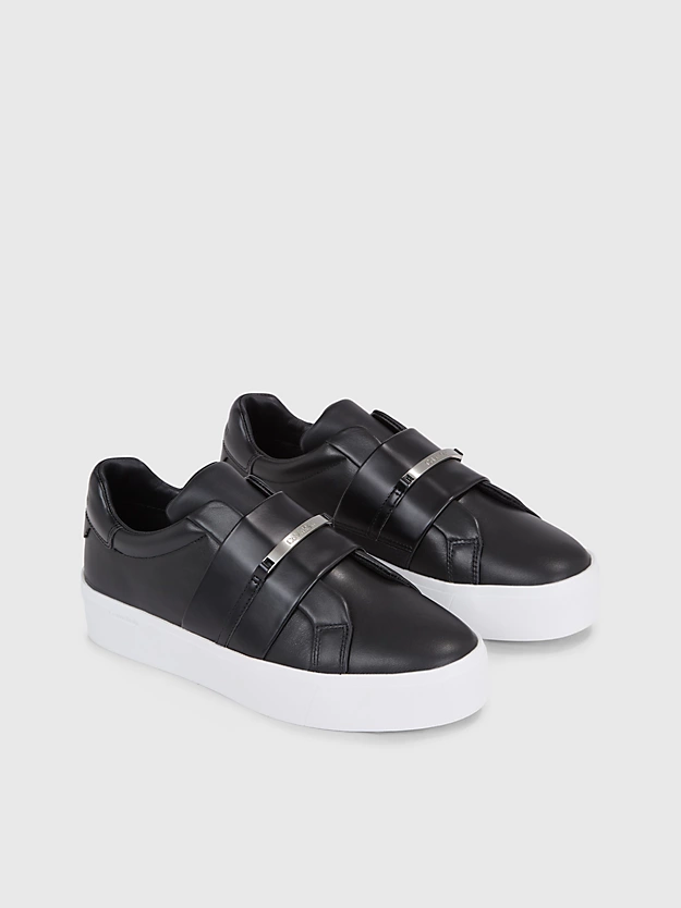 Sapatos de couro sem cadarço