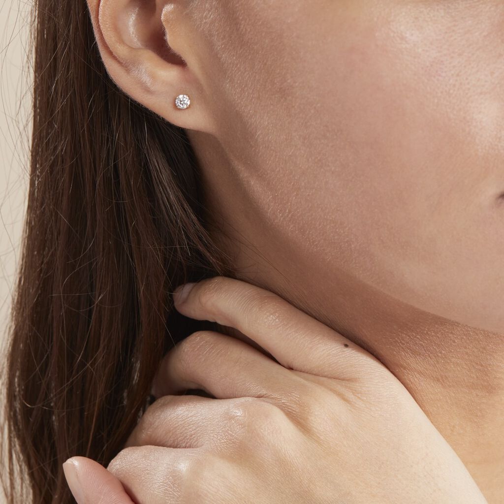 Boucles D'oreilles Puces Or Jaune Diamants Synthetique