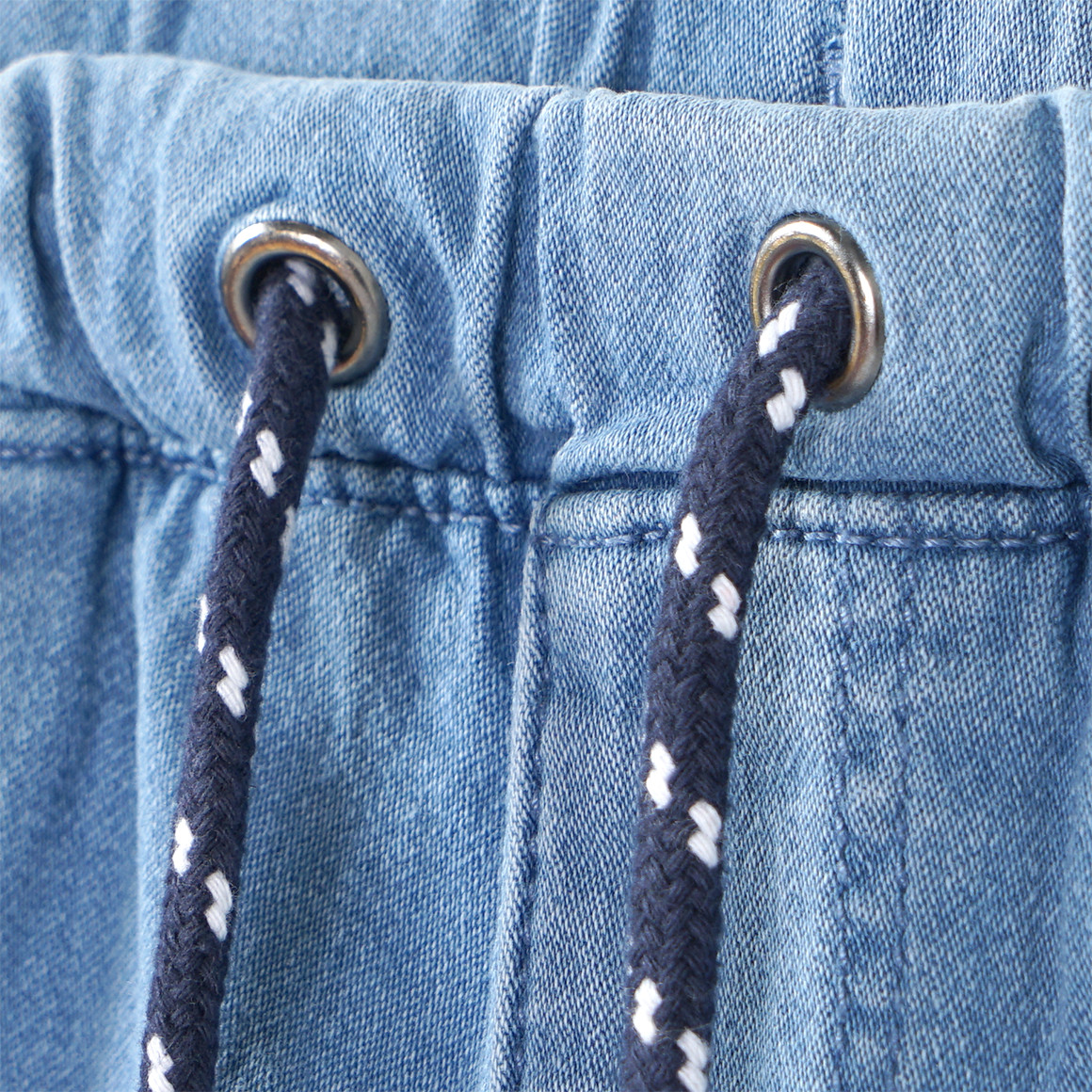 Topolino Jungen Pull-on-Jeans aus elastischem Denim hellblau