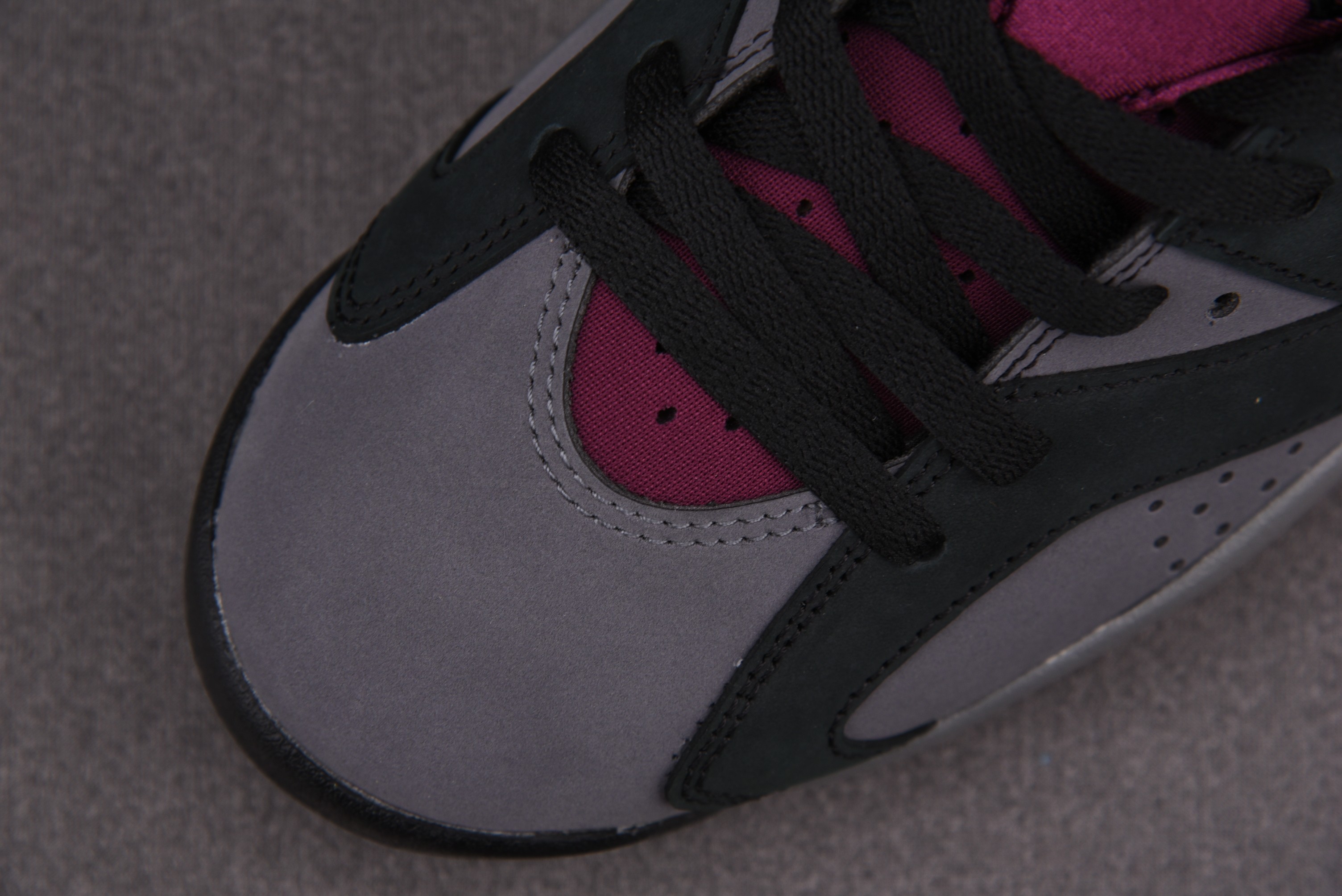 Jordan 6 Retro Bordeaux