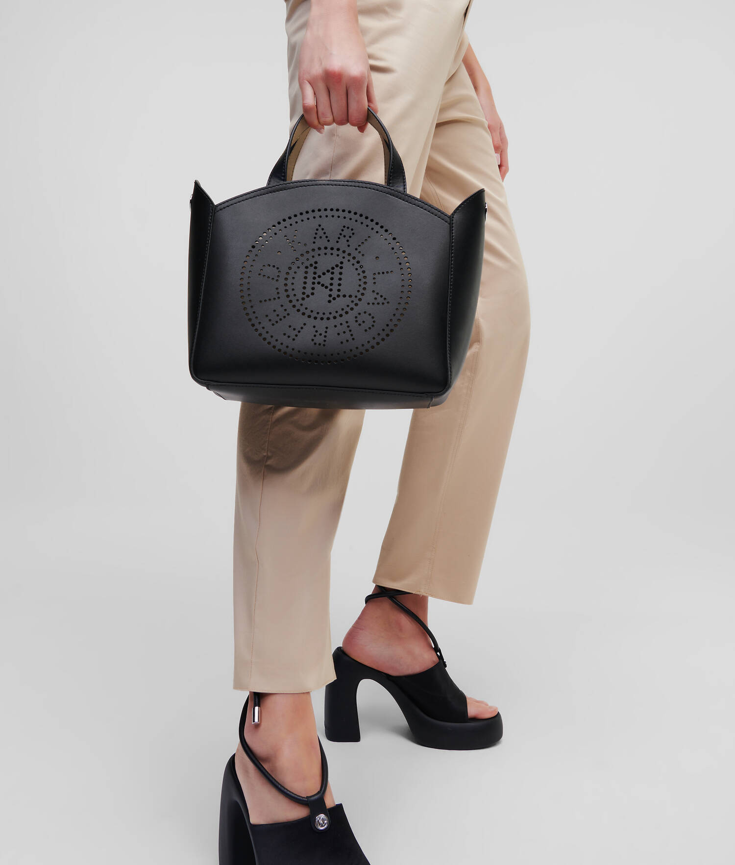 PETIT SAC CABAS PERFORÉ K/CIRCLE
