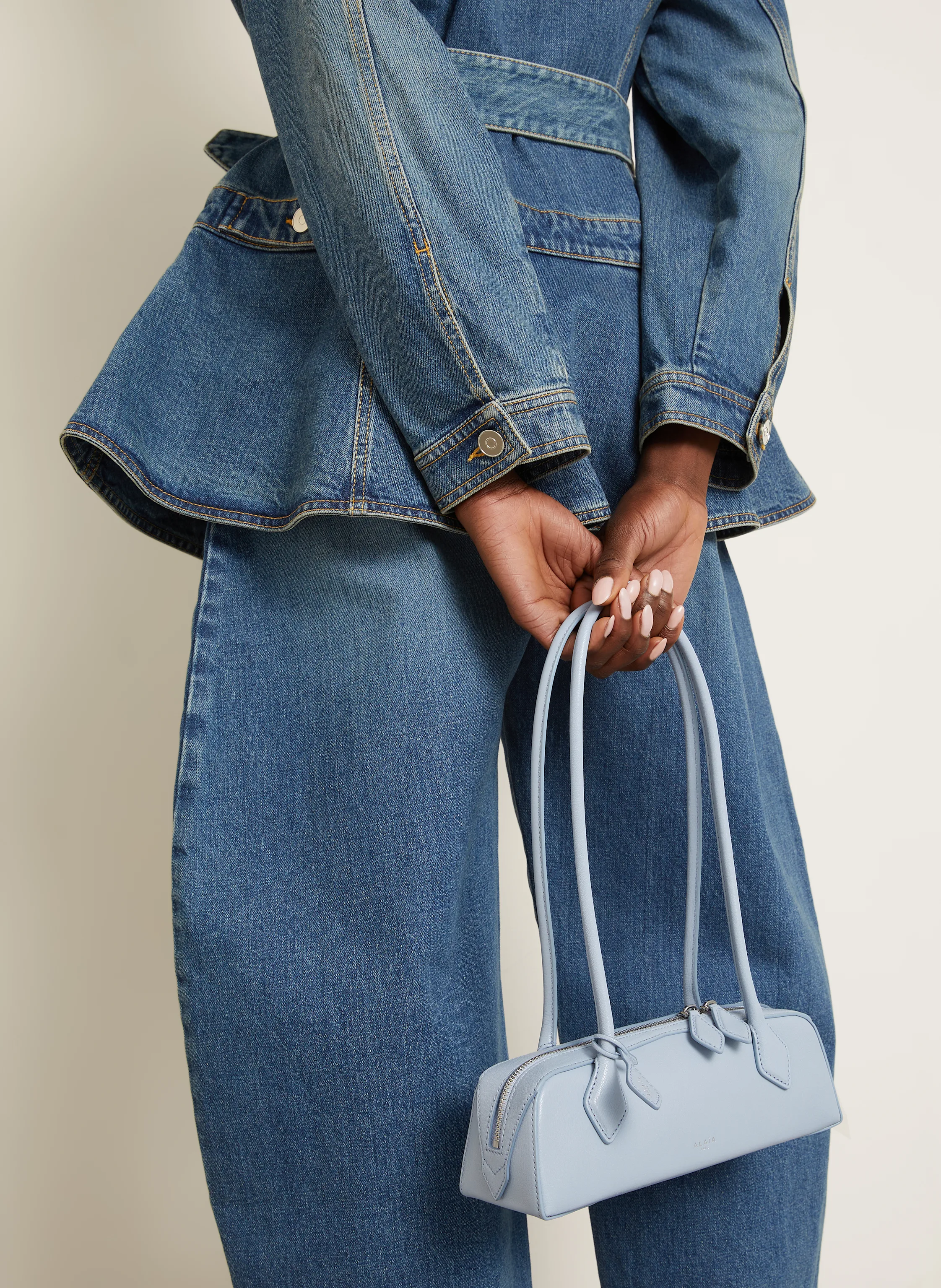 ALAÏA Schultertasche LE TECKEL SMALL