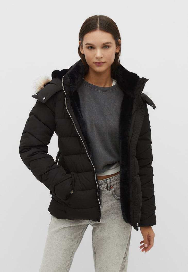 Jaqueta puffer com capuz removível
