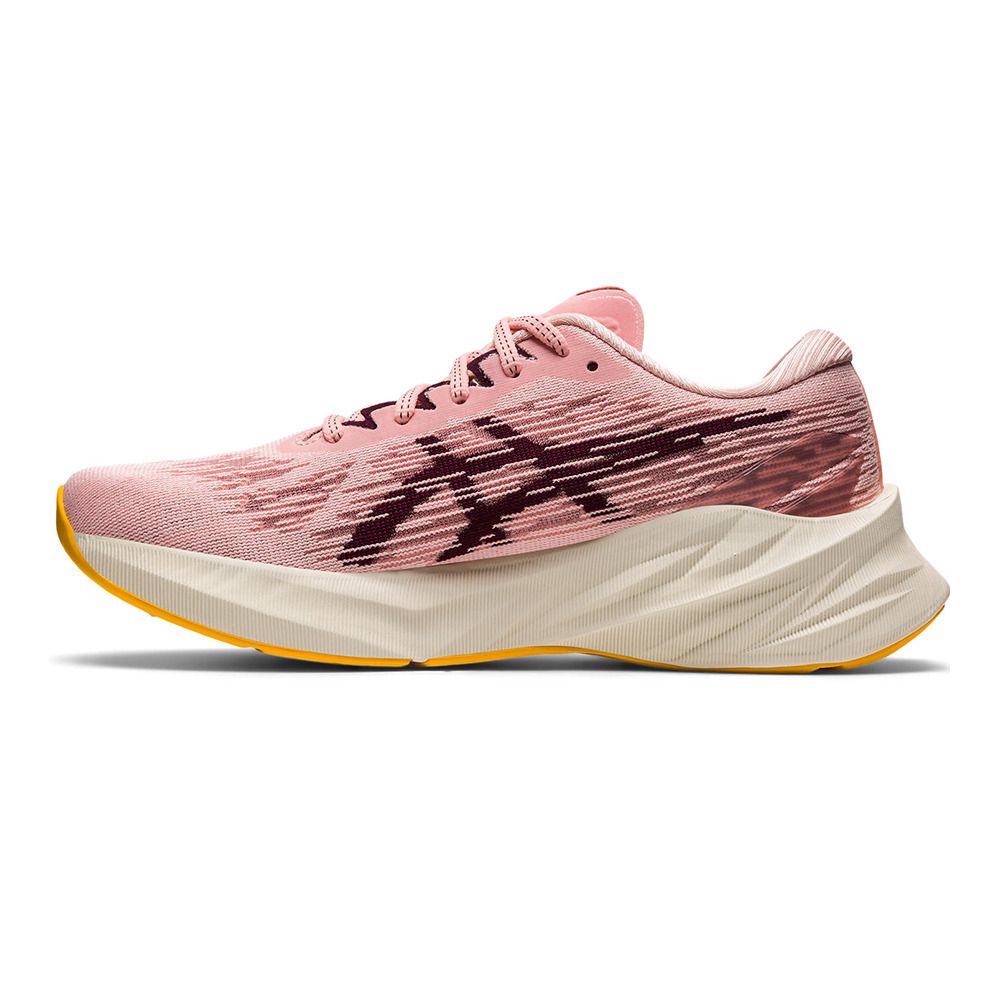 Asics NOVABLAST 3 - Chaussures running Femme frosted rose/deep mars