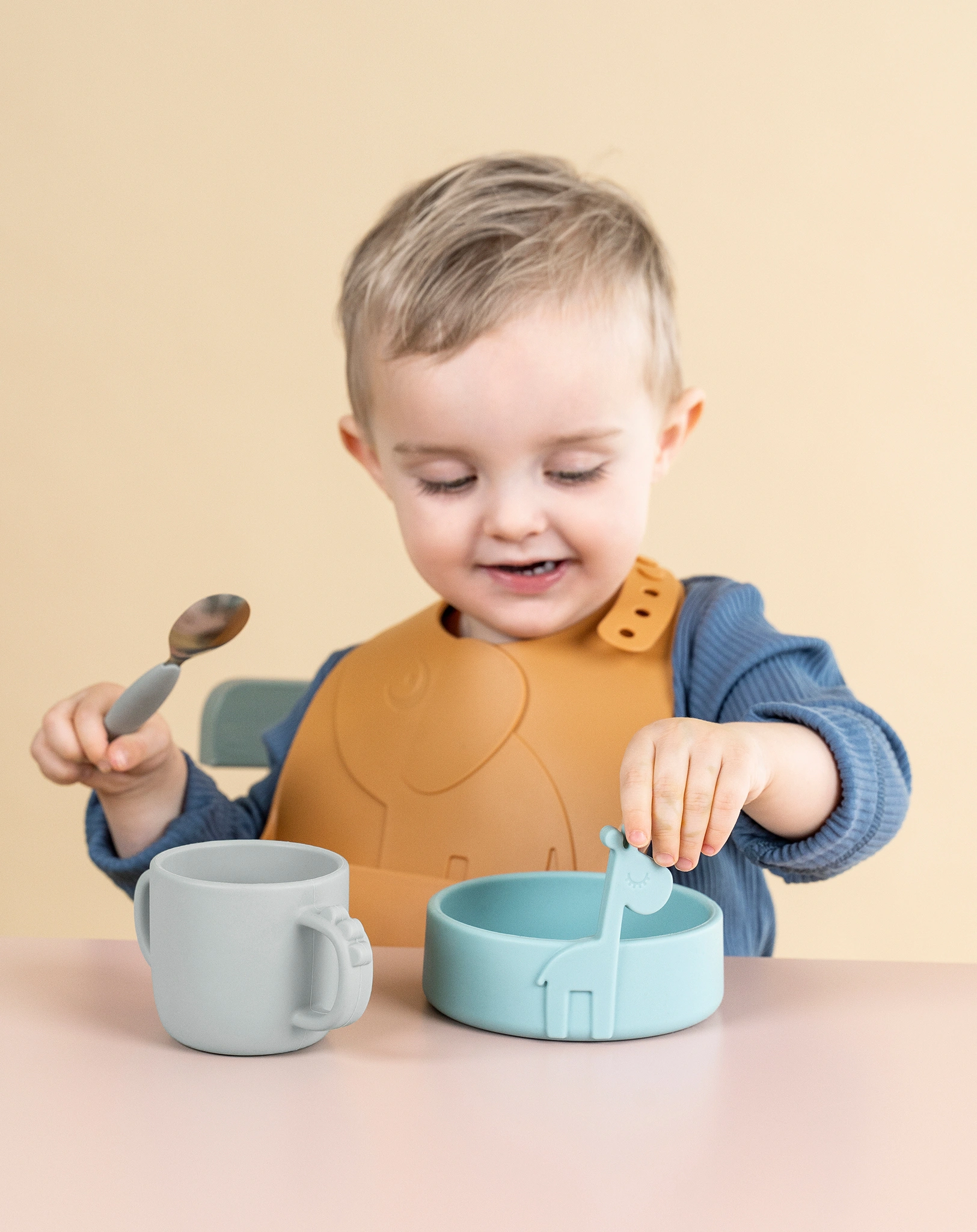 Silikon-Lätzchen PEEKABOO - ELPHEE 2er Pack in senfgelb