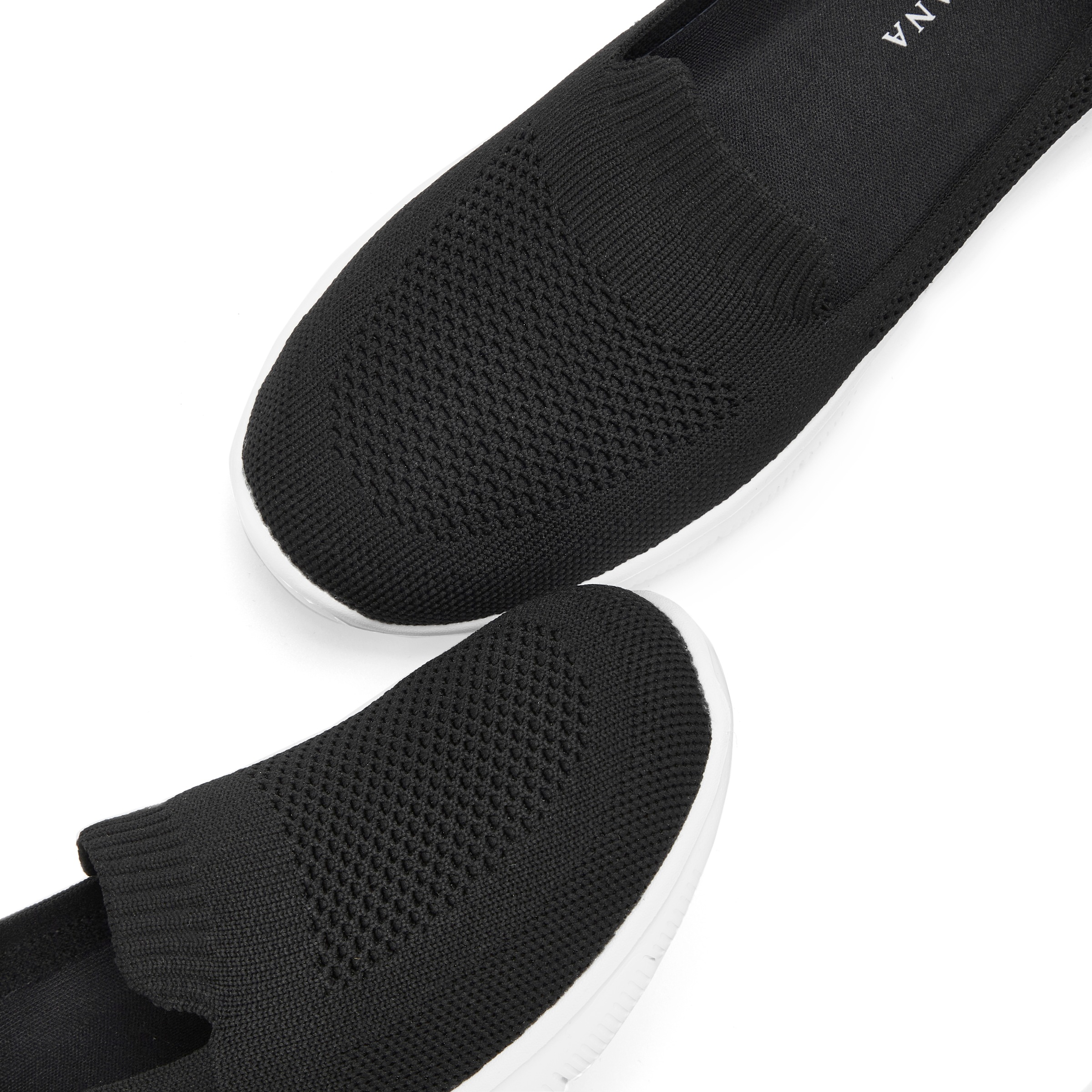 LASCANA Slipper  Sneaker, Halbschuh, ultraleicht zum Reinschlüpfen VEGAN
