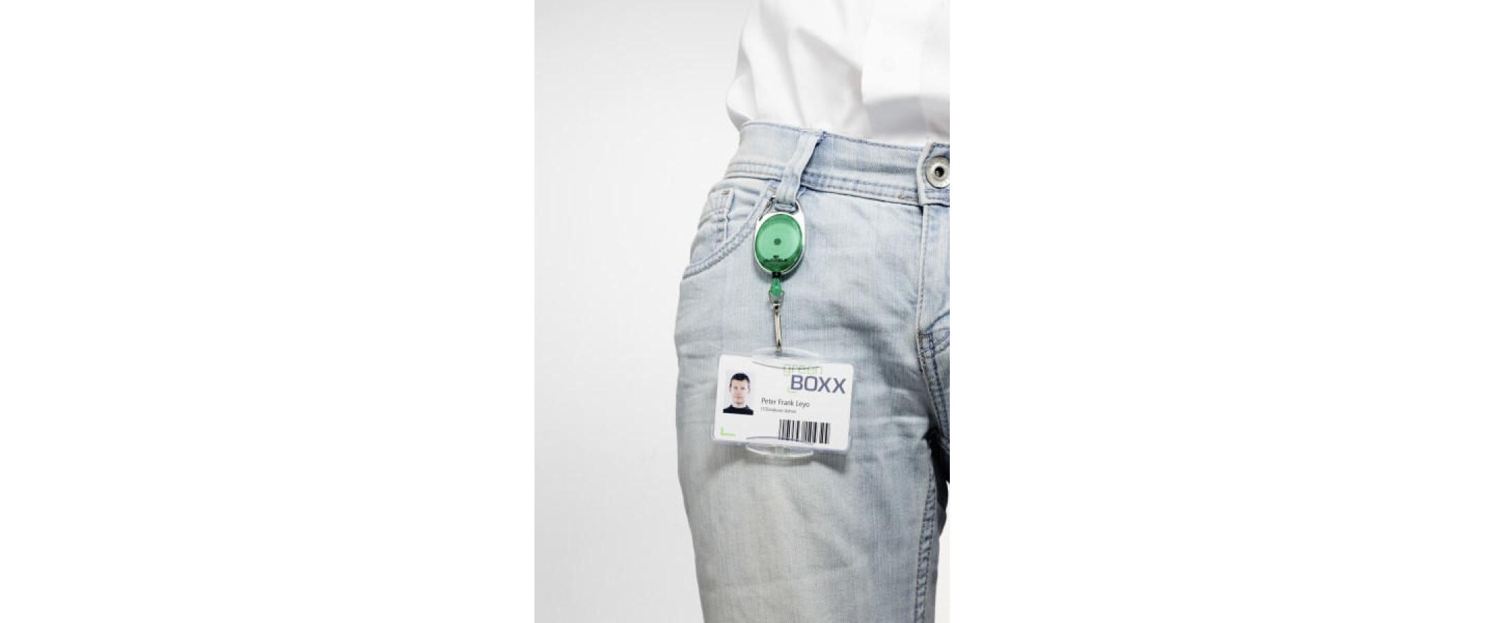Ausweishalter Style GrünKartenhalter / Badgehalter