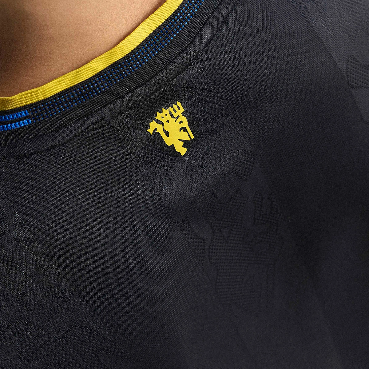 Camisola adidas Manchester United Terceiro Equipamento Authentic 2025-2026