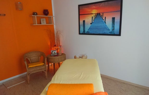 Hot Stone Massage - La Stone Therapie in Cottbus