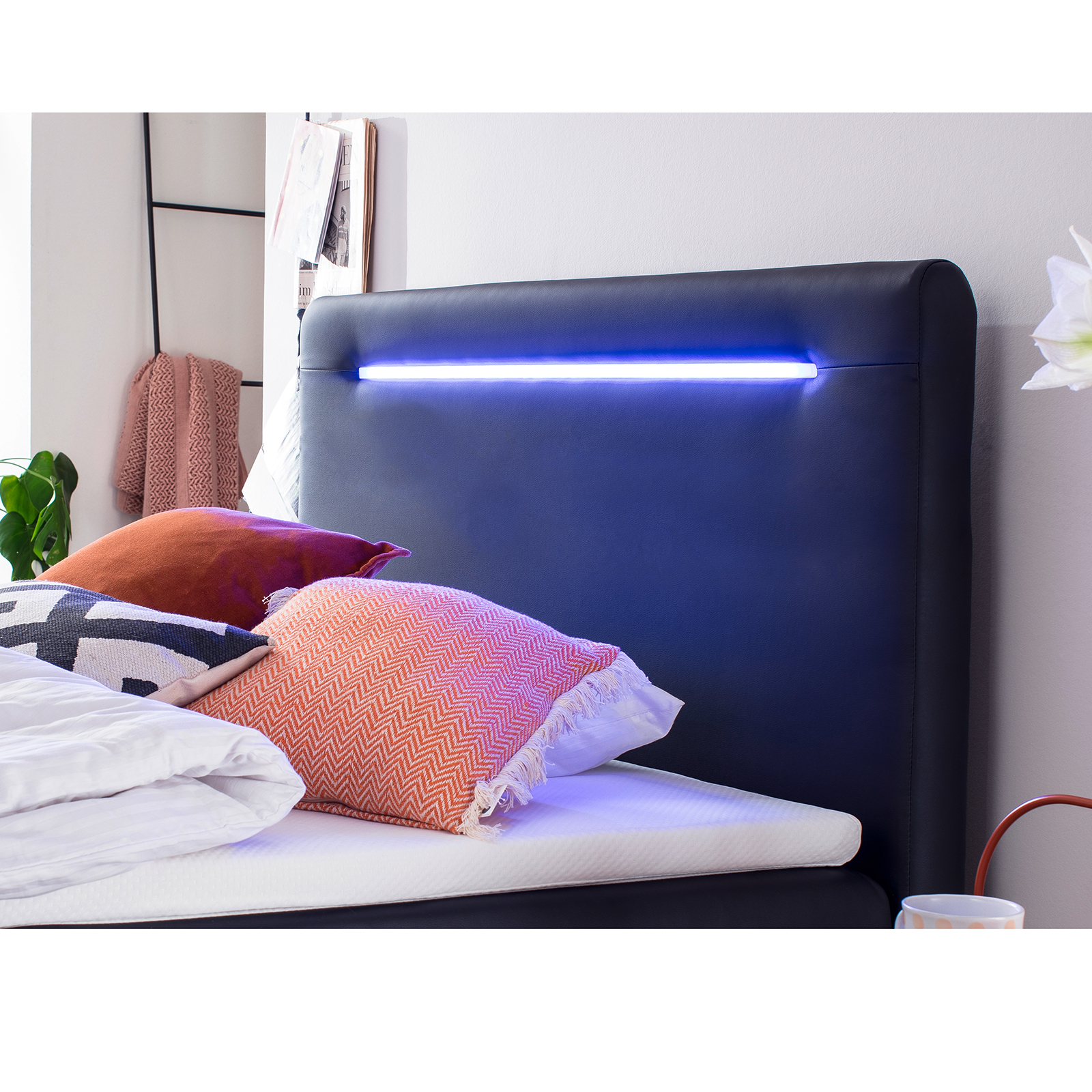 Boxspringbett - schwarz - H2 - Bettkasten - 140x200 cm