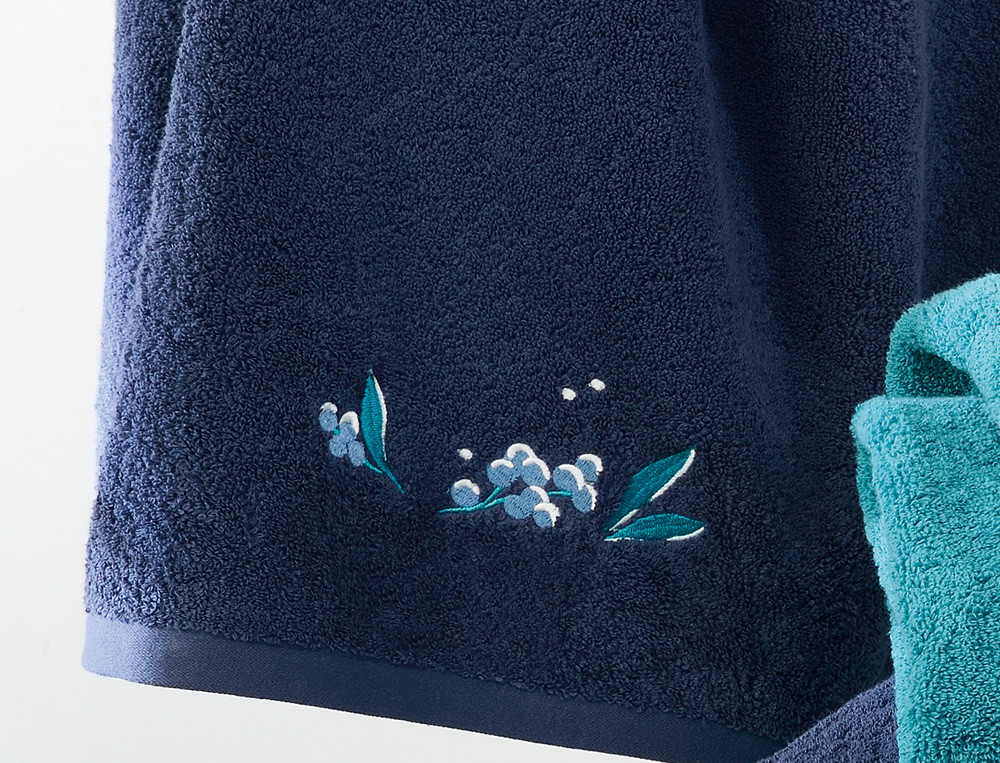 Linge de bain-Baies célestes brodé