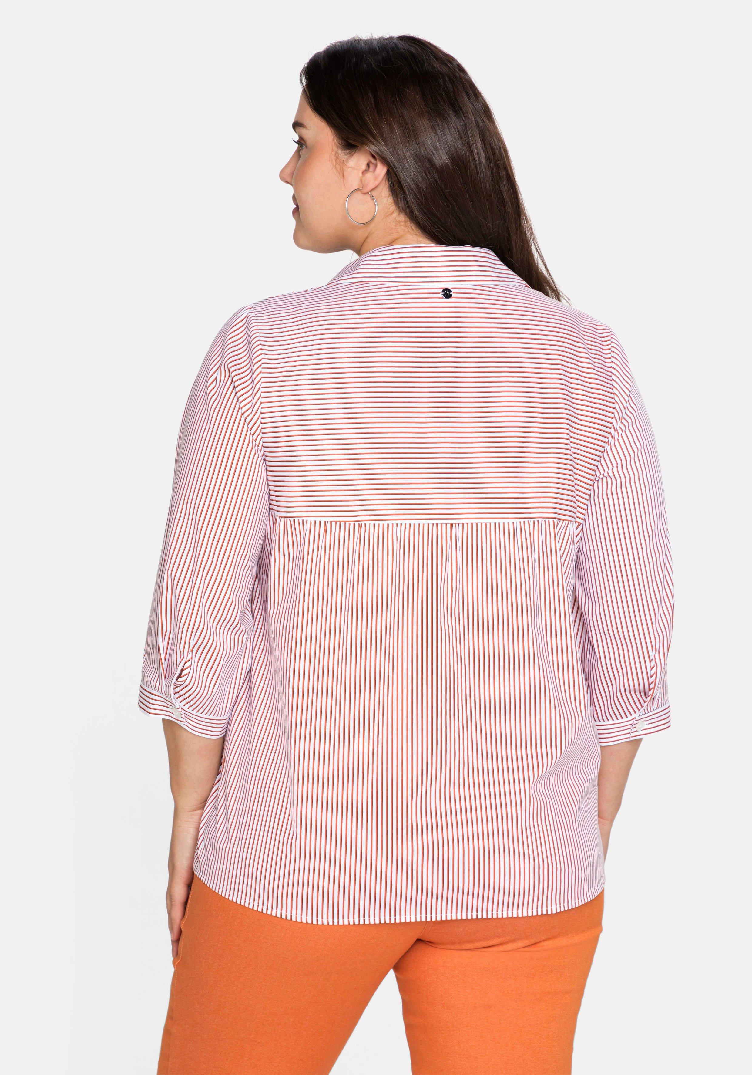 Bluse mit Streifen und V-Ausschnitt