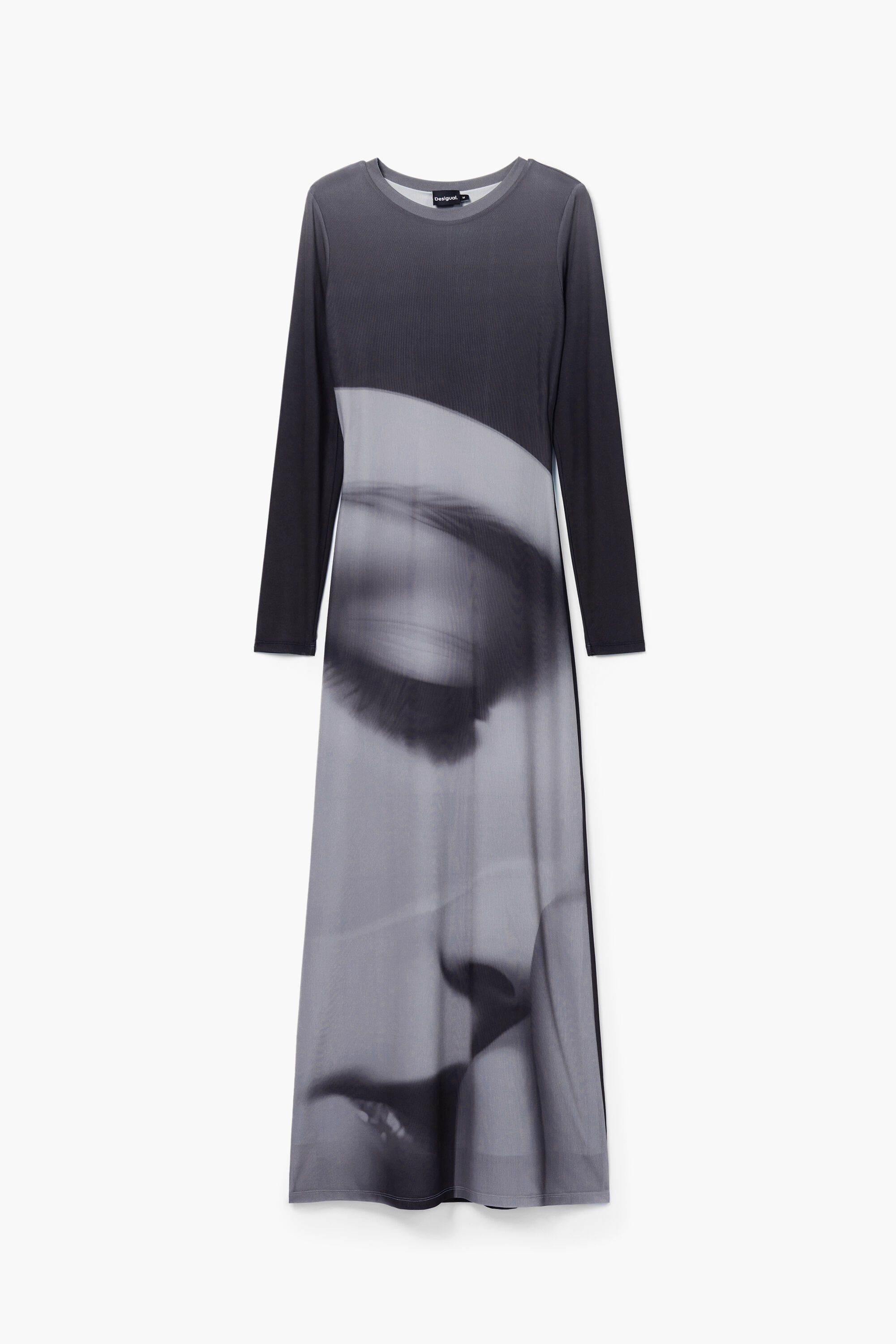 Retrato de vestido longo