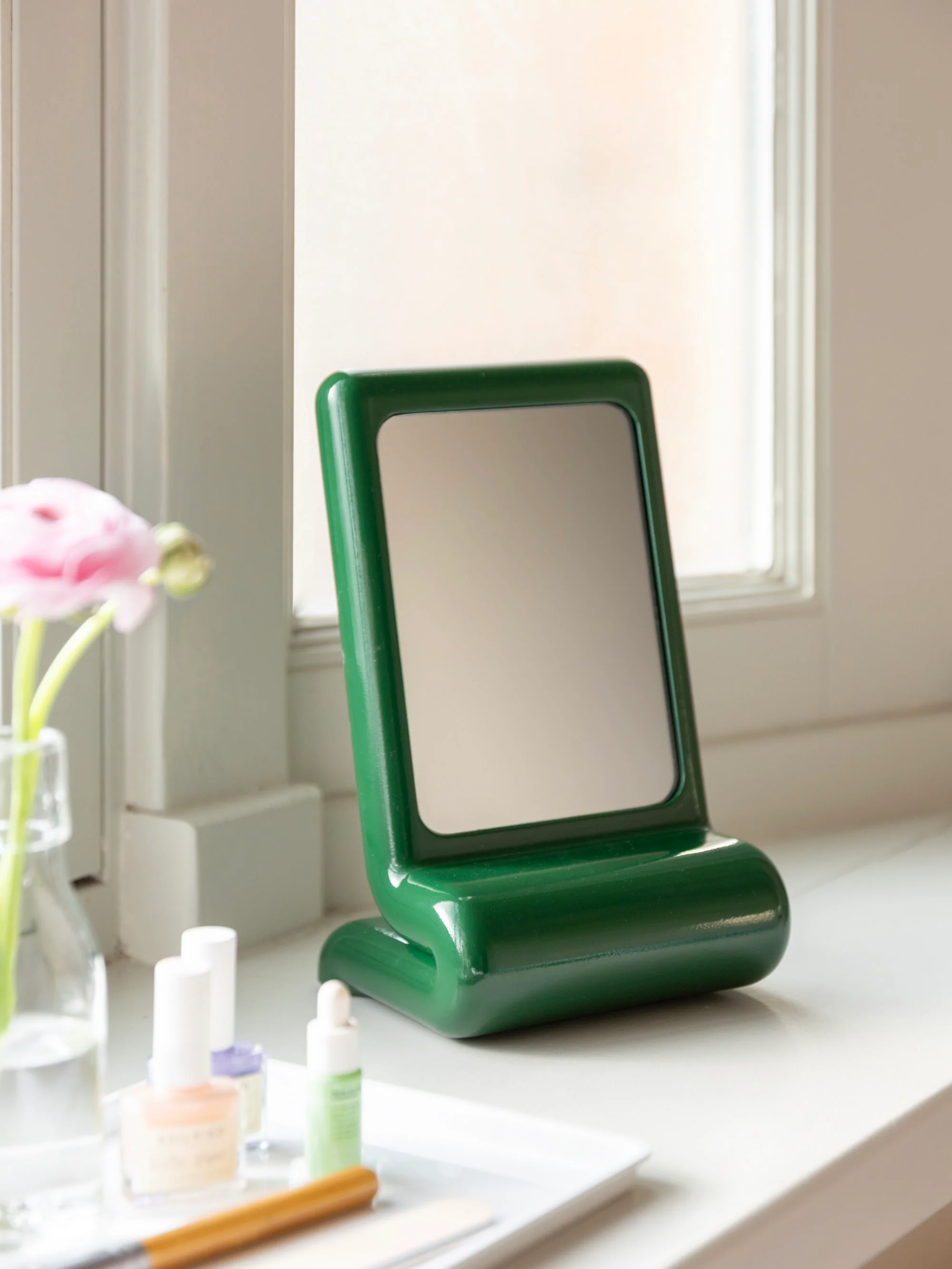 Handgemaakte make-up spiegel Whip