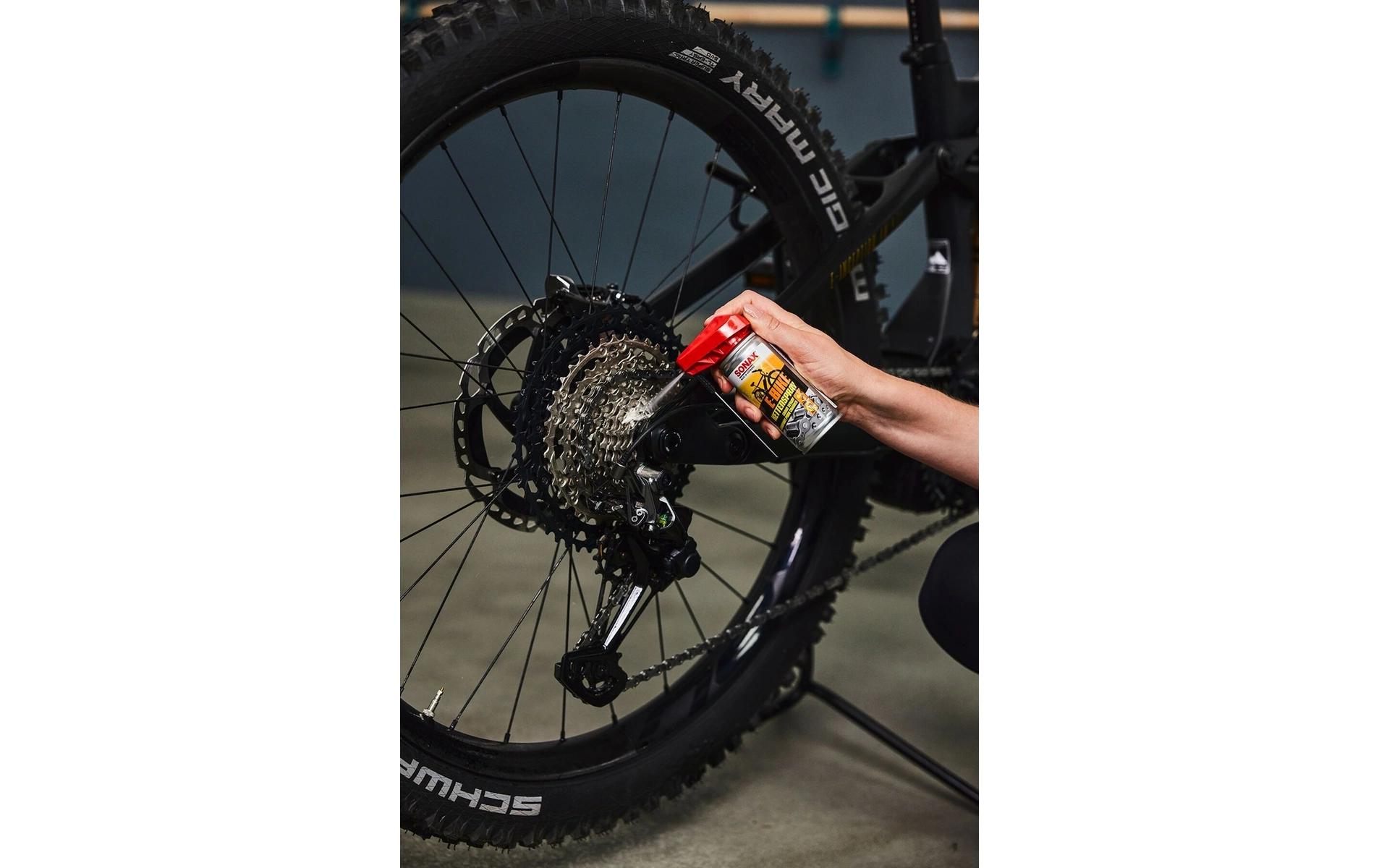 BIKE BAG Reinigungs+Pflege Essential 1250 mlKompaktes Set für Fahrrad- und Mountainbike-Begeisterte
