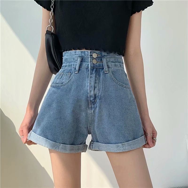 WIKPROM - Denim shorts met hoge taille
