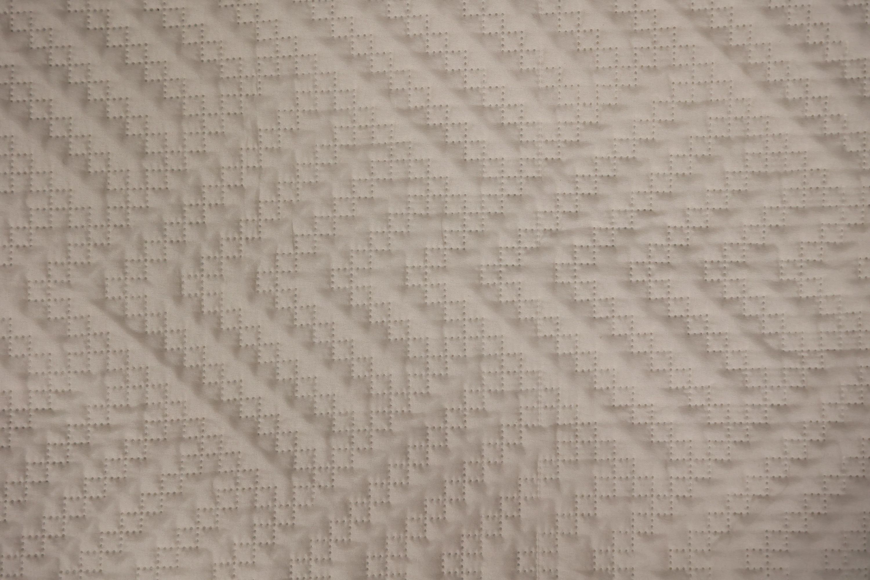 Bettüberwurf 200 x 220 cm beige