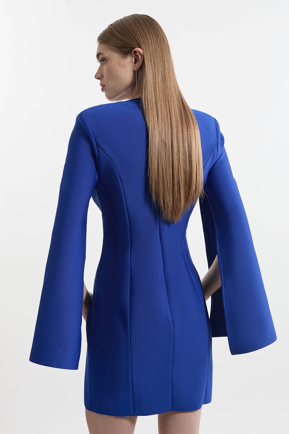 KarenMillen Robe Mini Moulante à Manches Cape et Ornements Bandage