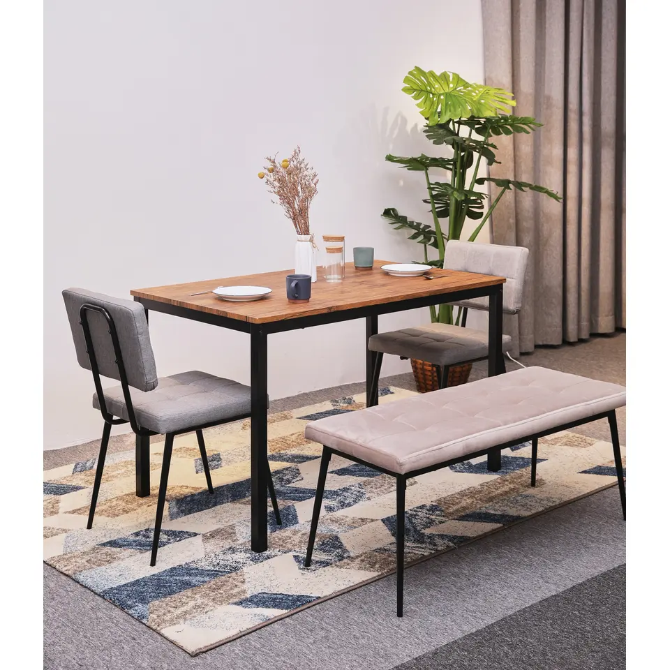 Eettafel voor 4 personen van metaal en bruin hout L120